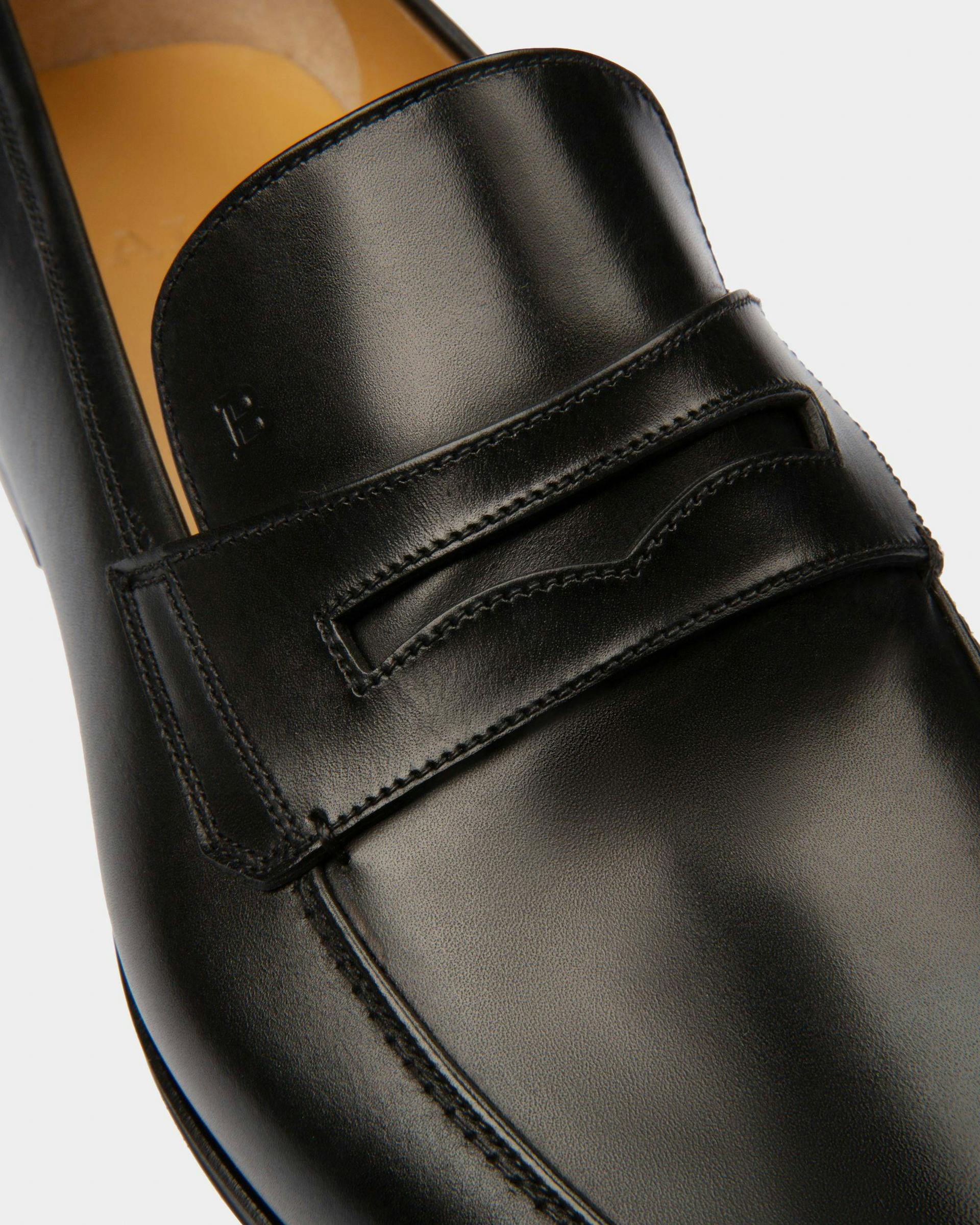 Webb Leather Loafers In Black - Men's - Bally - 05