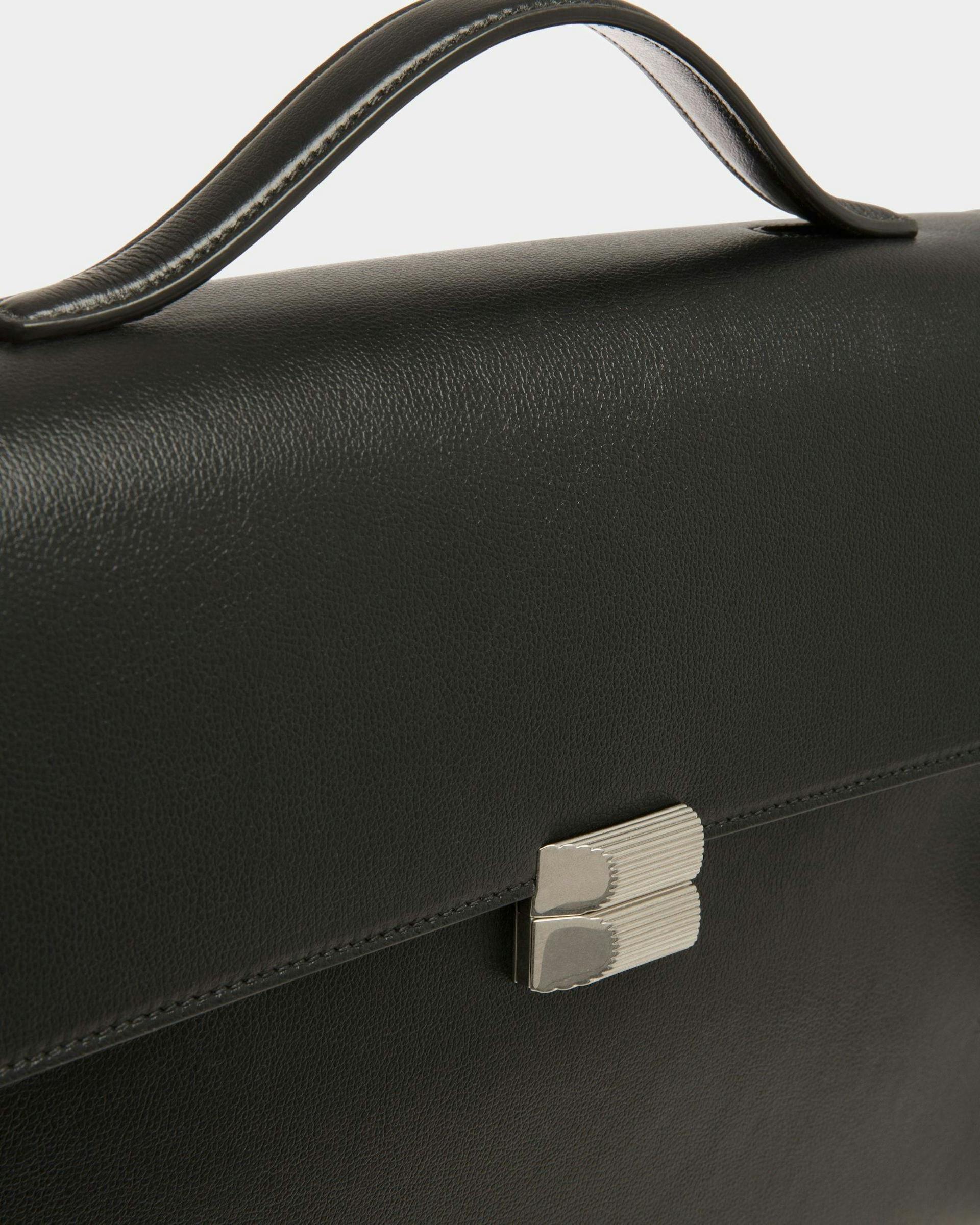 Banque Business Bag In Black Leather - Men's - Bally - 06