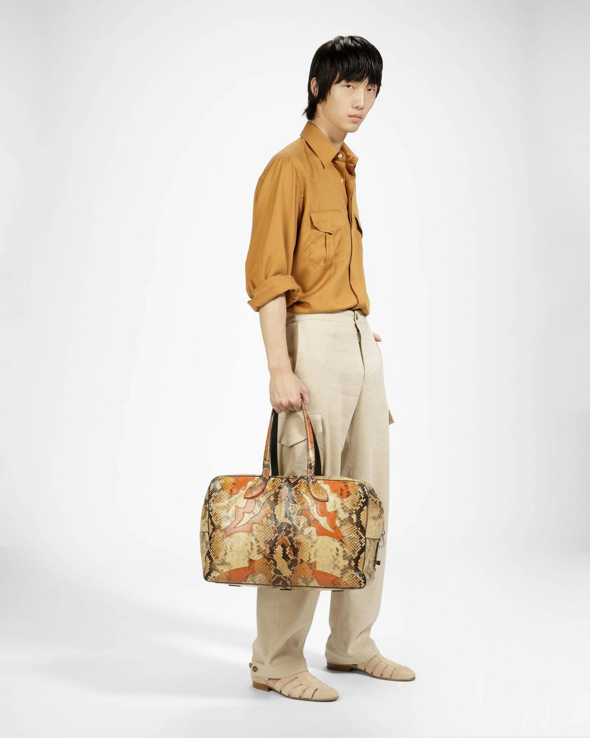 Lago Weekender Bag In Fabric - Men's - Bally - 02