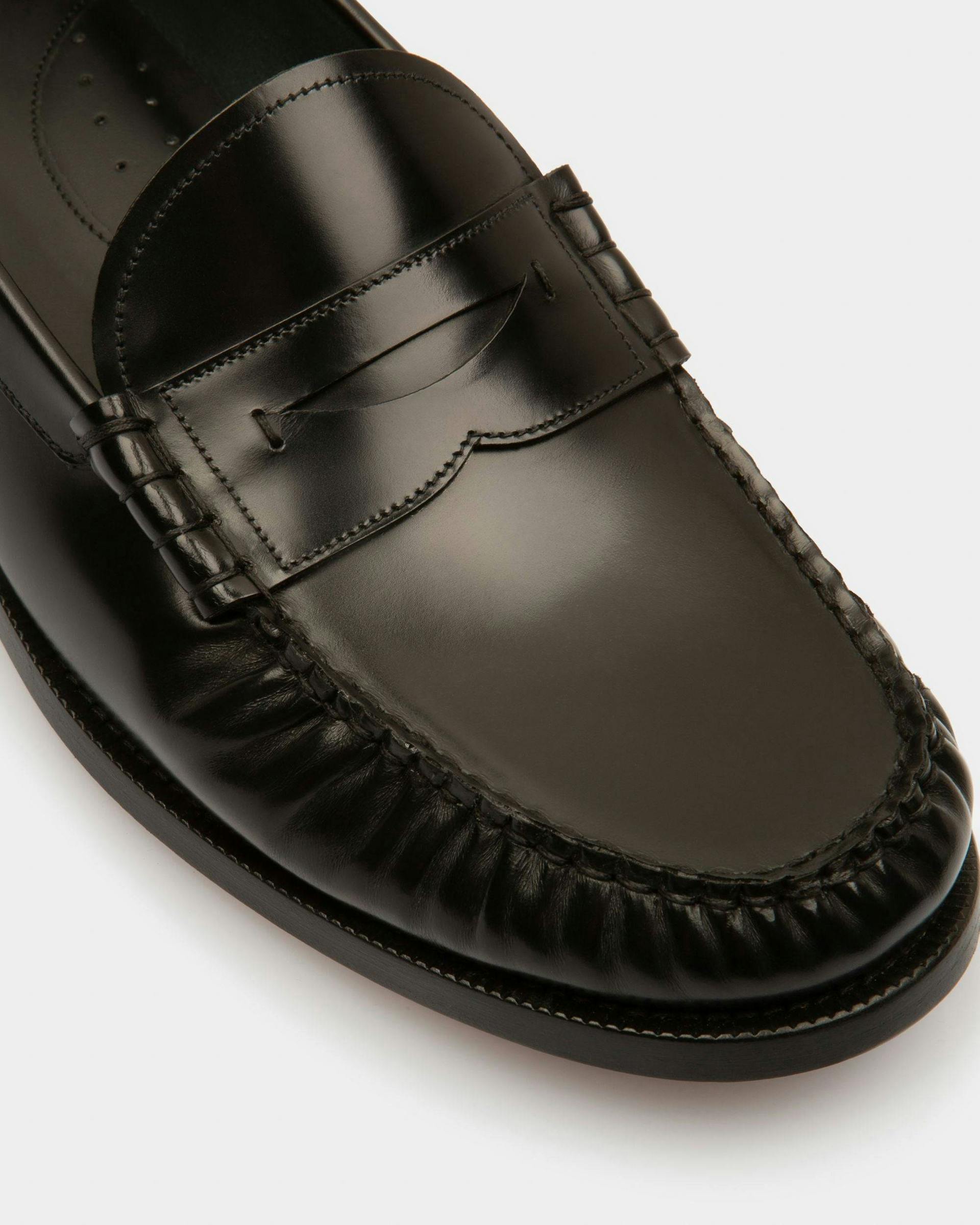 Coelo Leather Moccasins In Black - Men's - Bally - 05