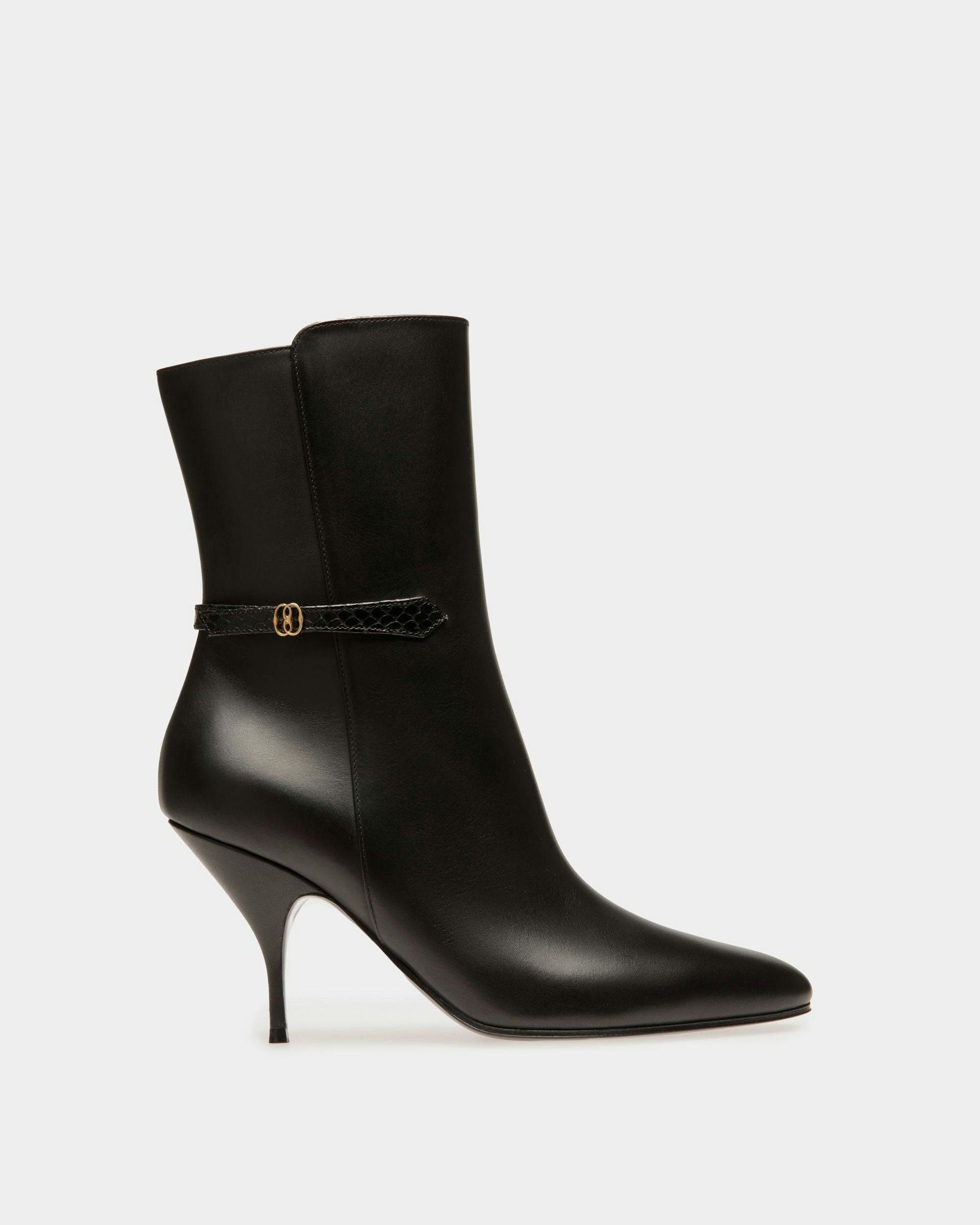 Odeya Boots In Black Leather - Women's - Bally - 01