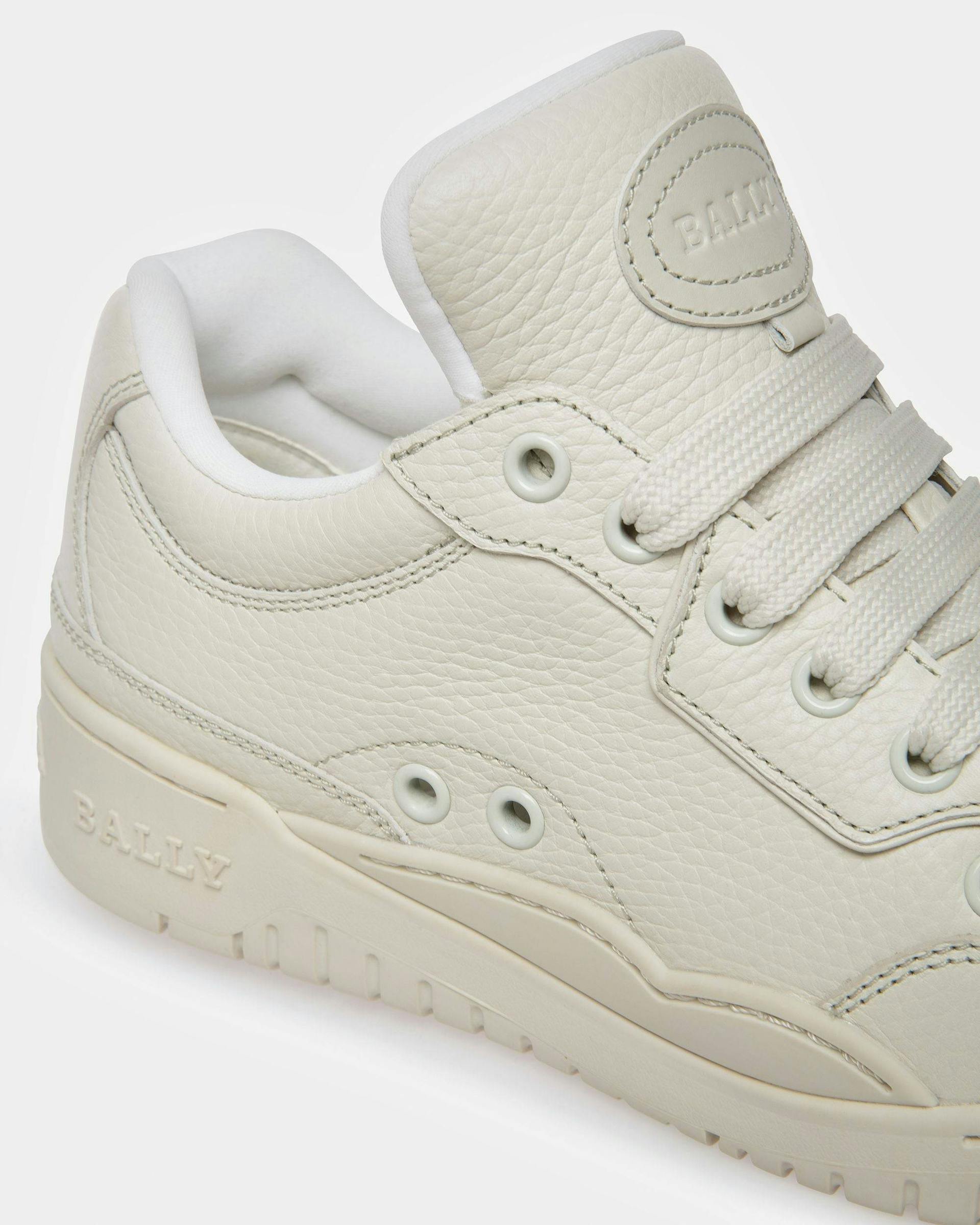 Kiro Leather Sneakers In Dusty White - Women's - Bally - 06