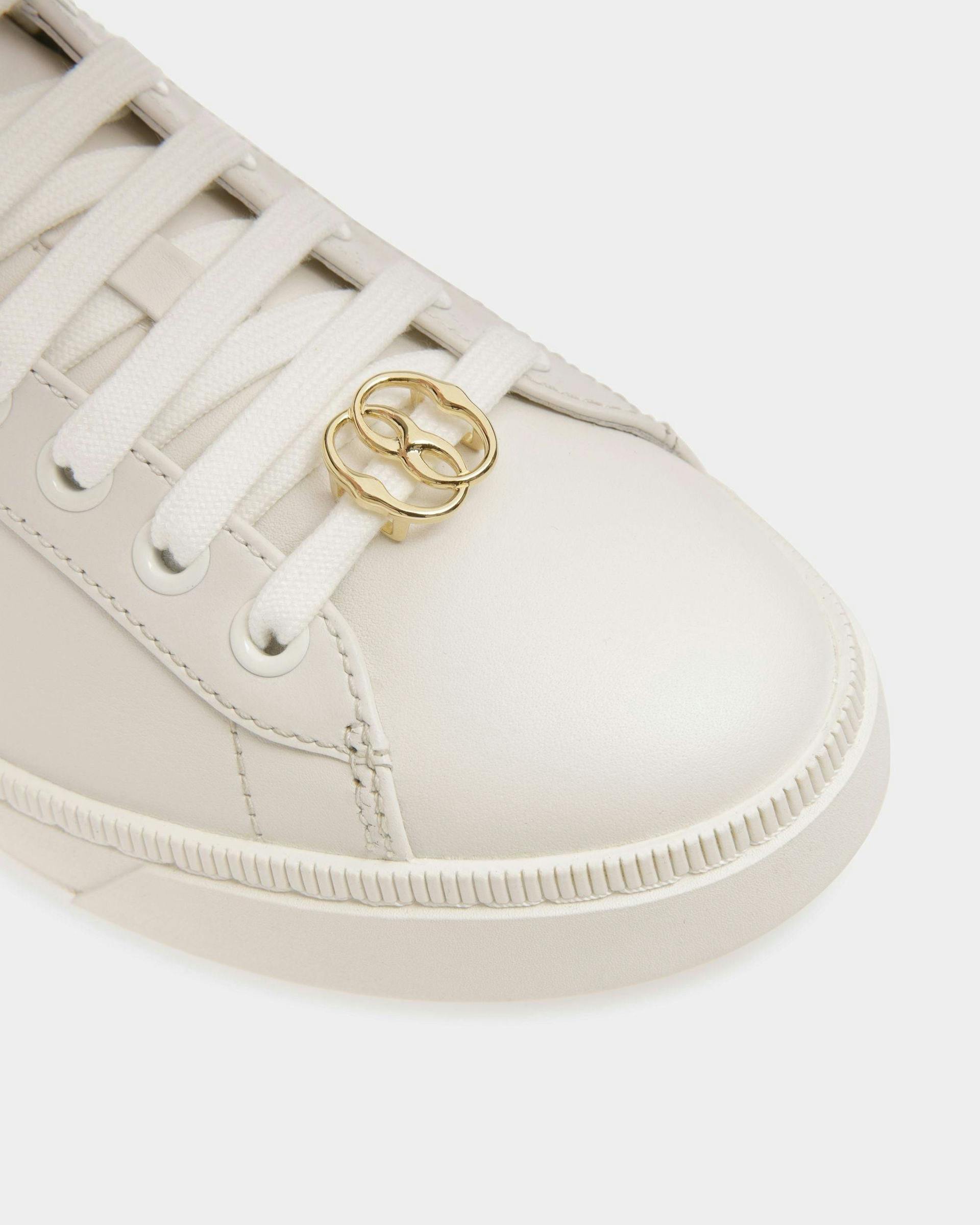 Raise Sneakers In White Leather - Women's - Bally - 06