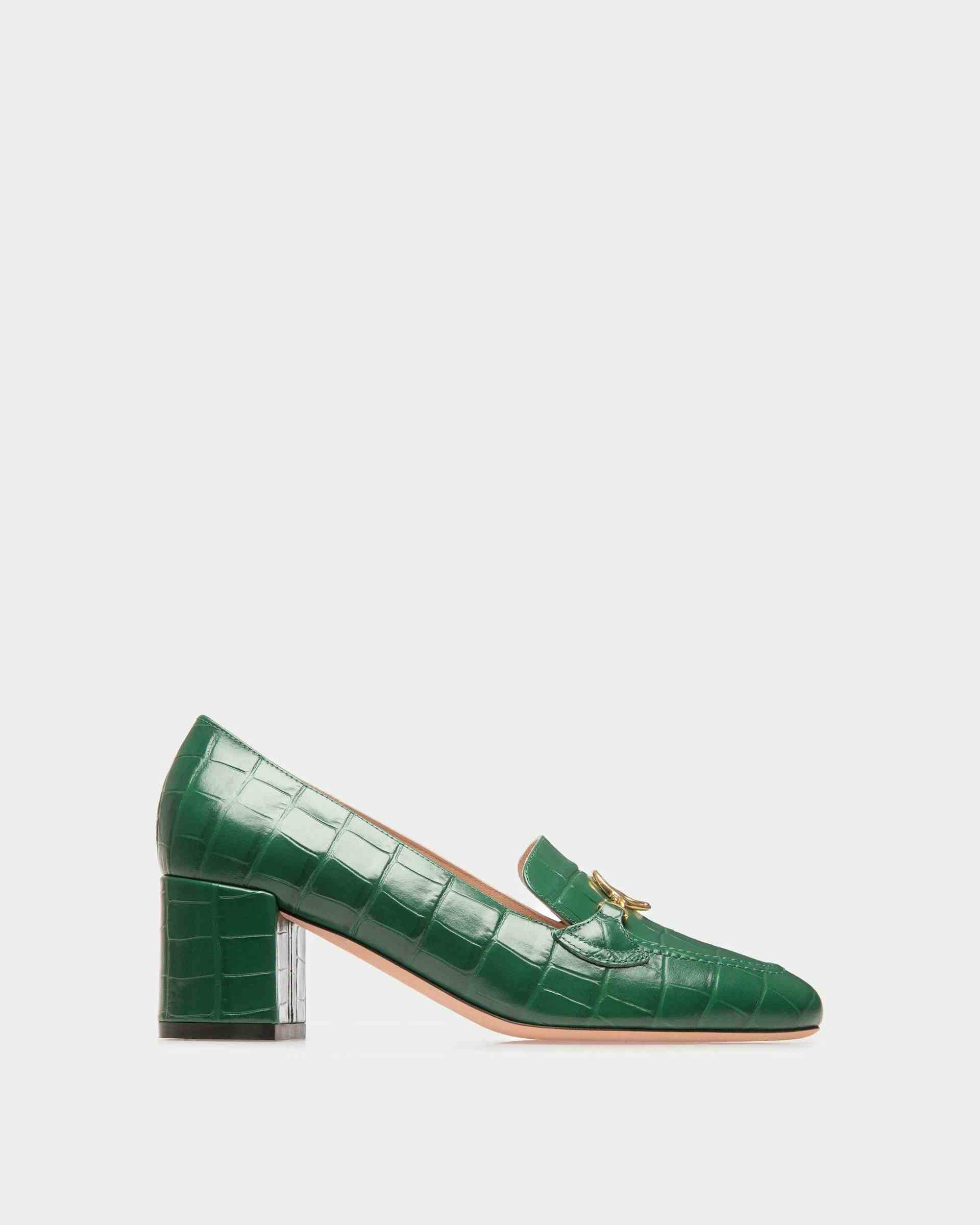 Daily Emblem Loafers In Kelly Green Leather - Women's - Bally