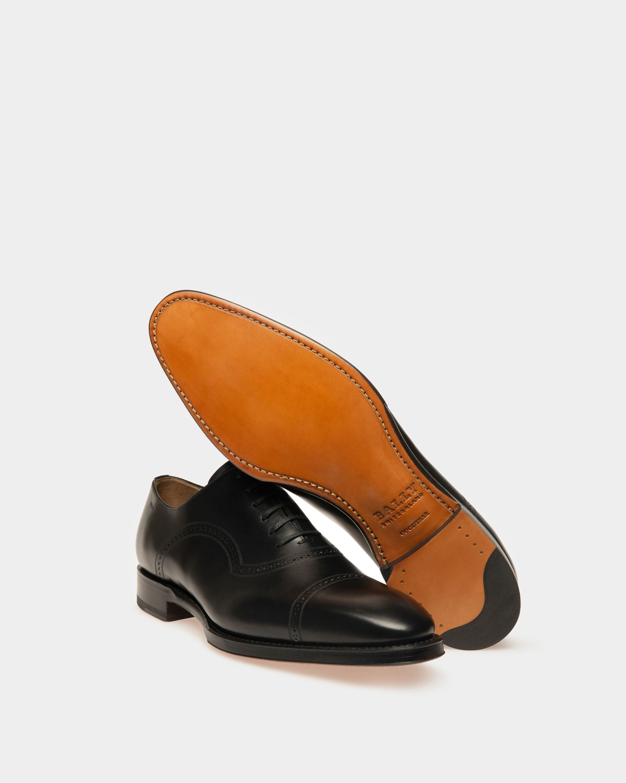 Scanio Men's Leather Oxford Lace-Up Shoe In Black - Men's - Bally - 04