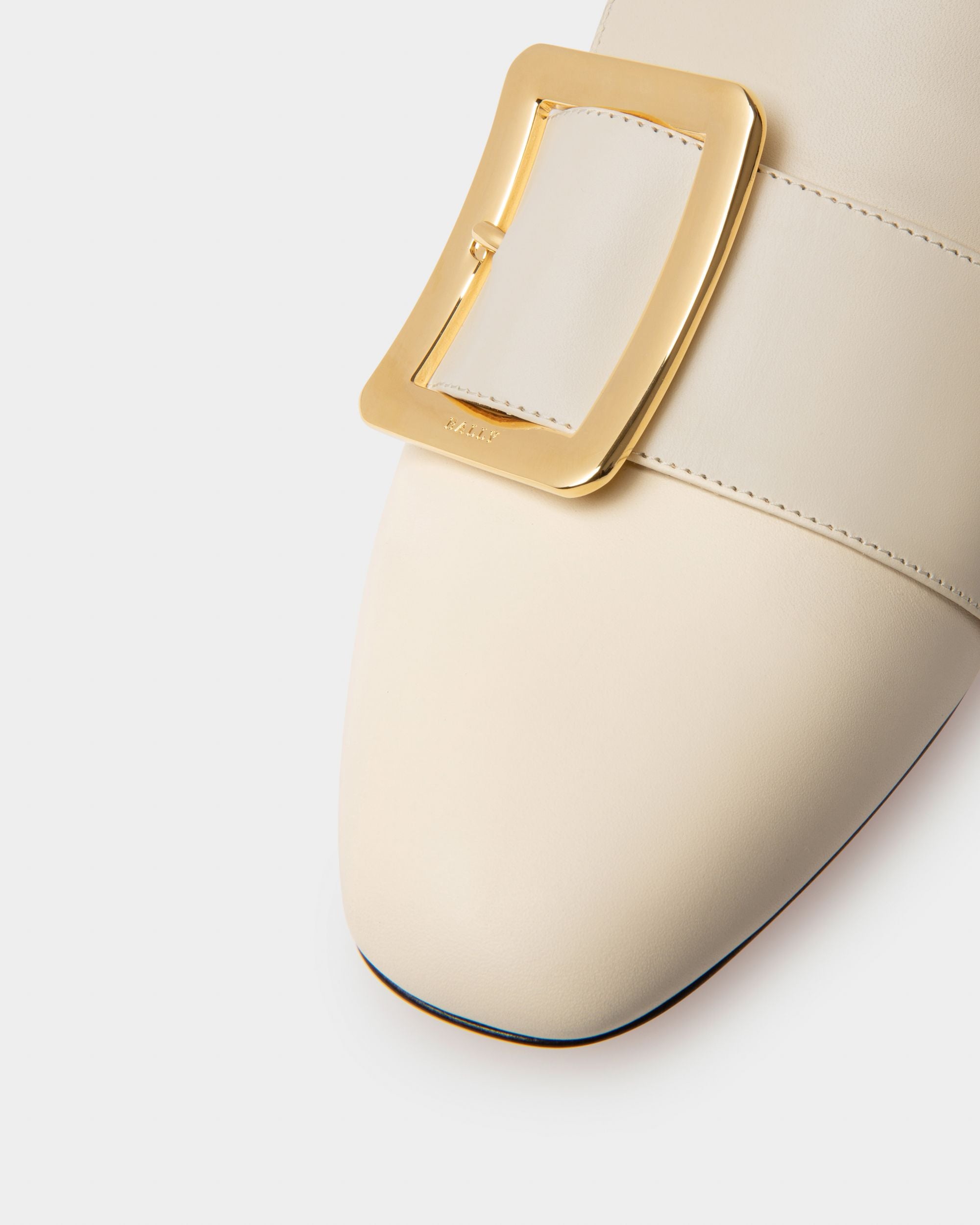 Janelle Women's Calf Leather Pump With 40Mm Heel In Bone - Women's - Bally - 04