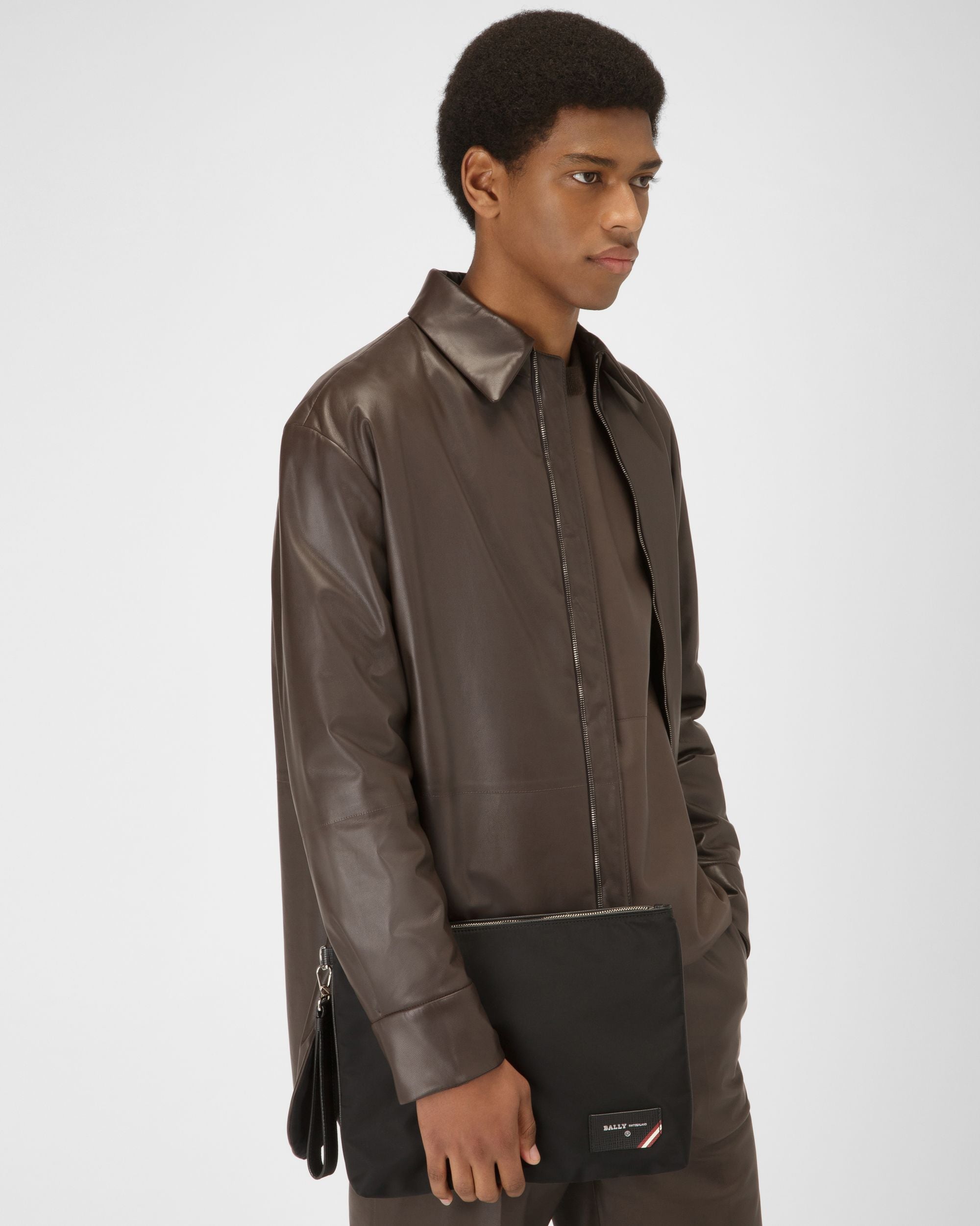 Fholler Nylon Clutch Bag In Black - Men's - Bally - 01