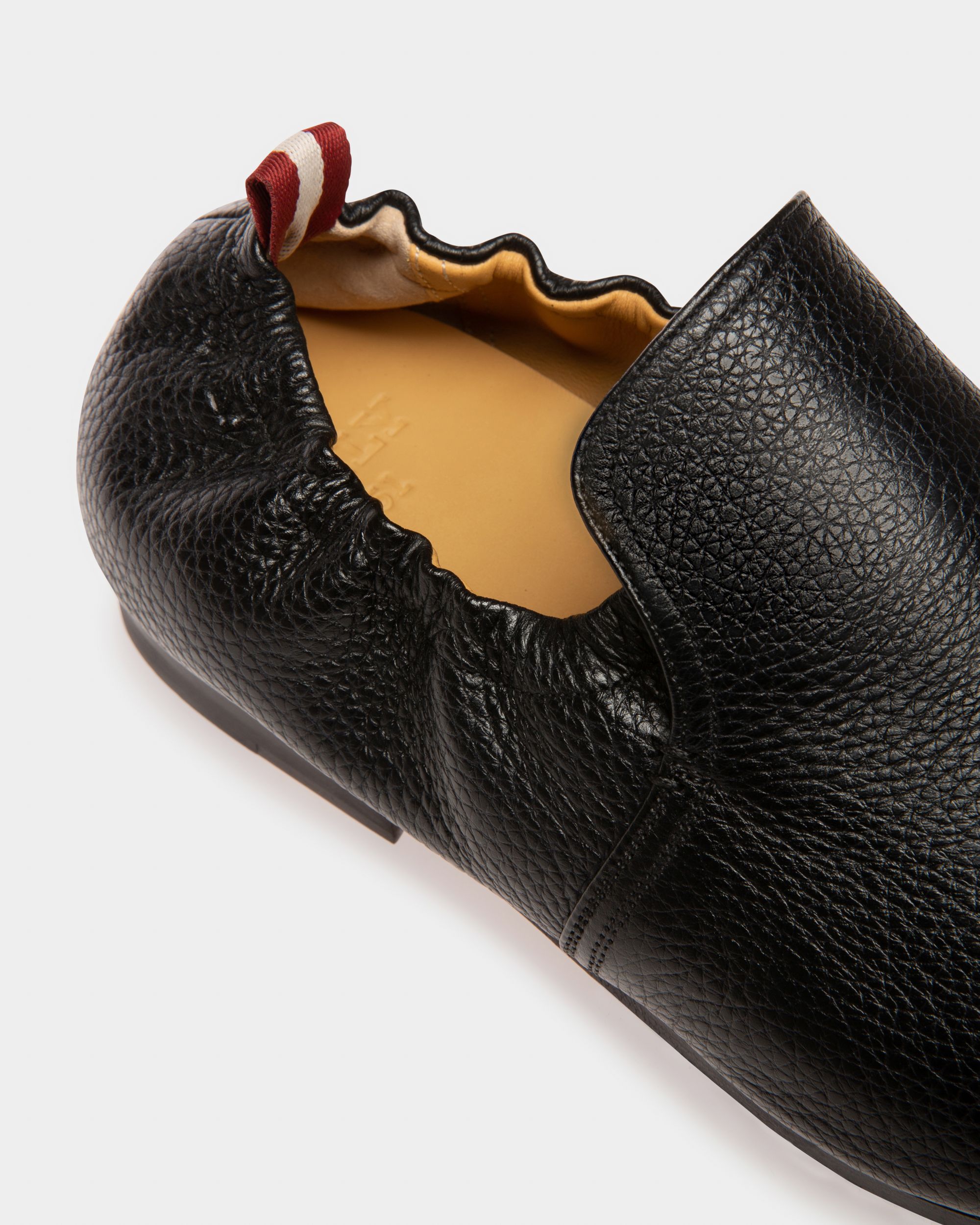 Planker Leather Loafers In Black - Men's - Bally - 05