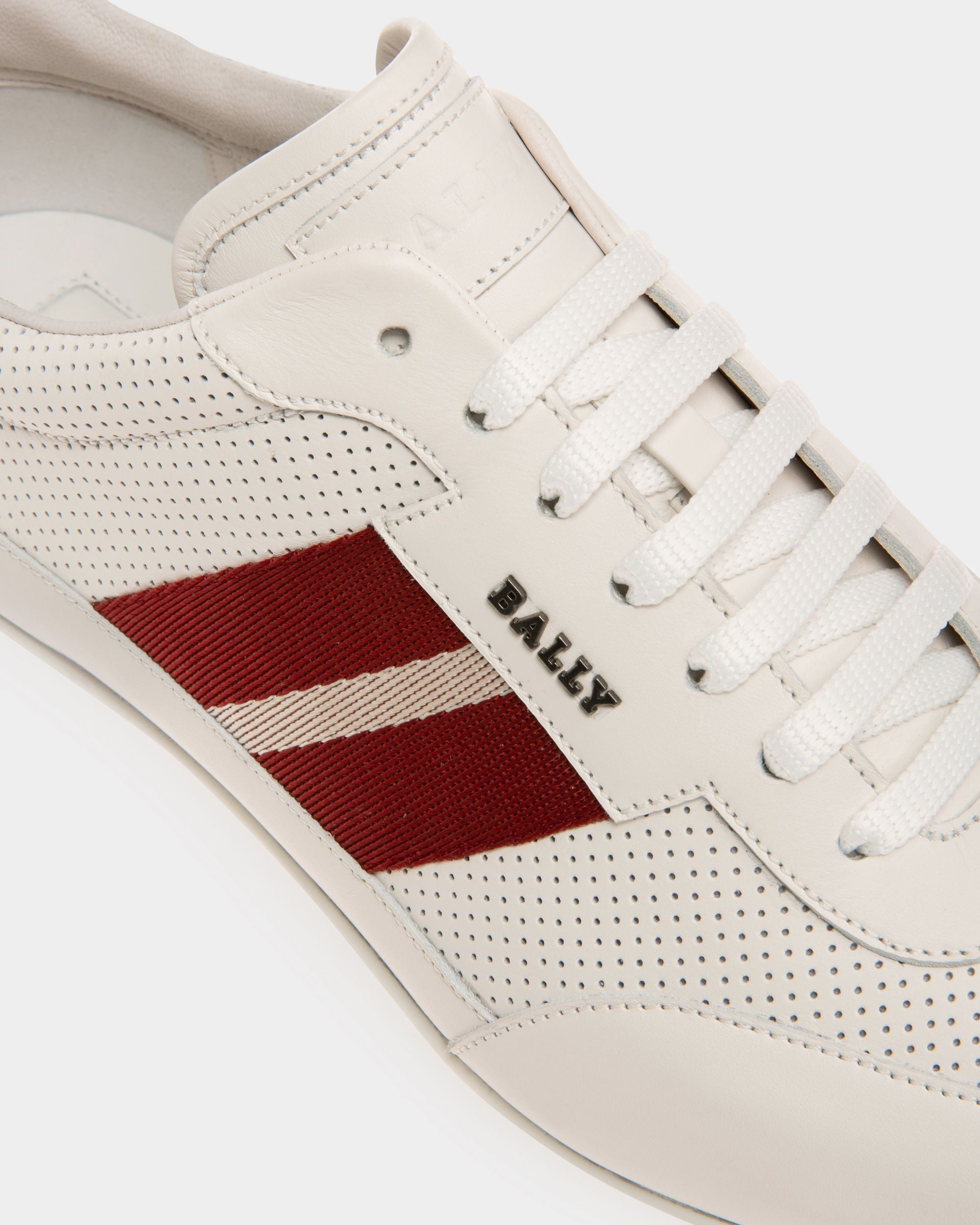 Haldin Leather Sneakers In White - Men's - Bally - 05