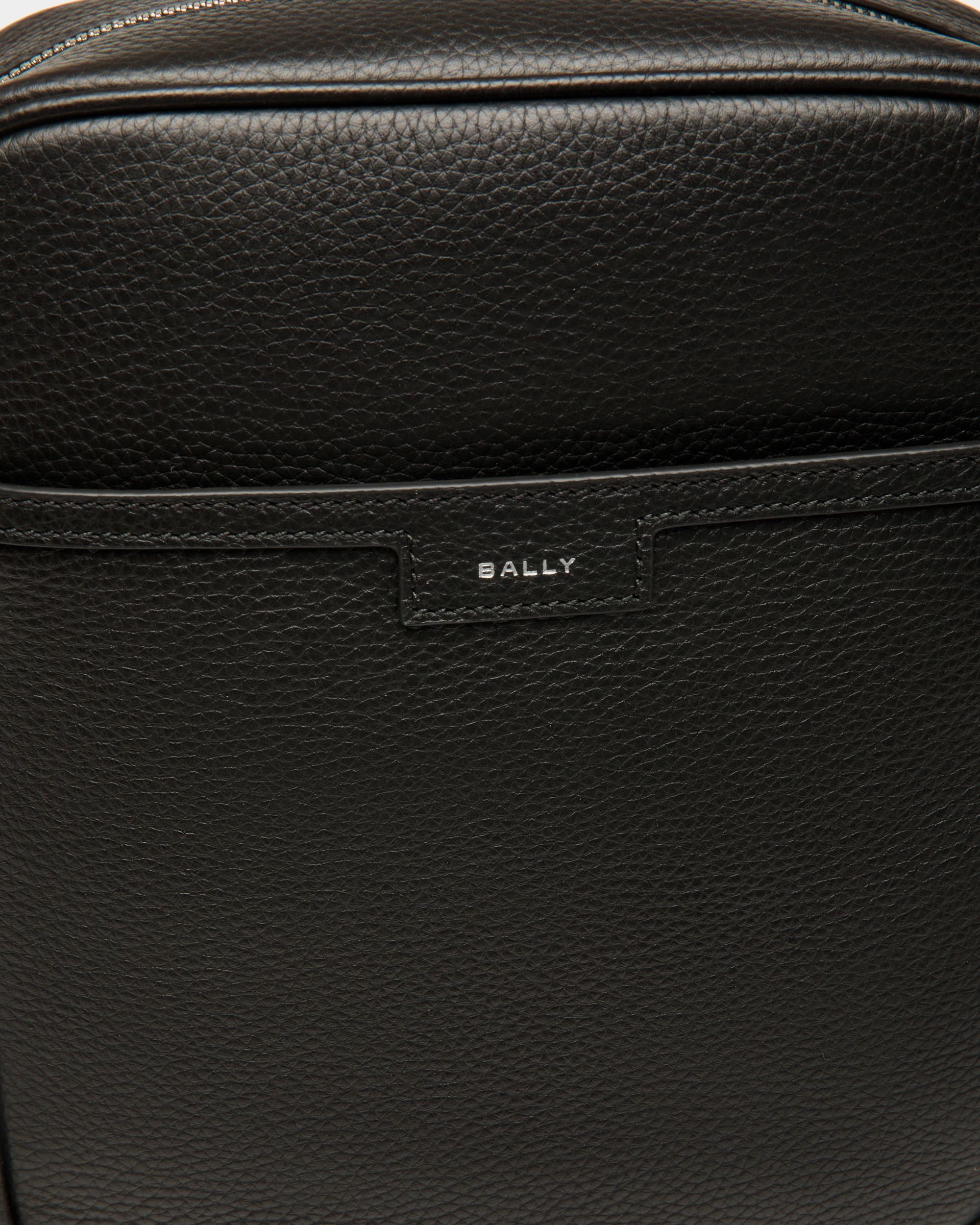 Bally clutch man on sale