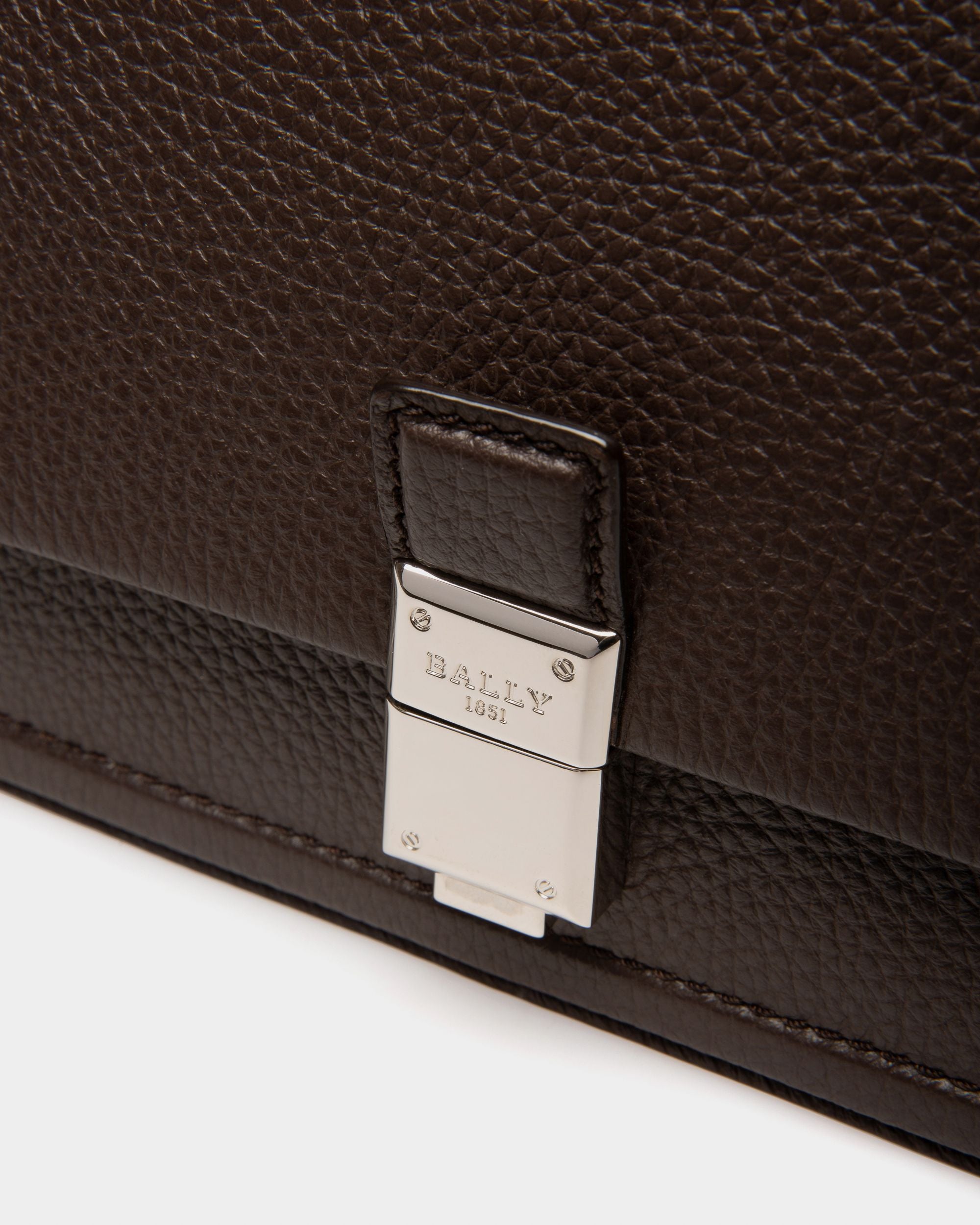 Soltedo Leather Messenger Bag In Ebony Brown - Men's - Bally - 05