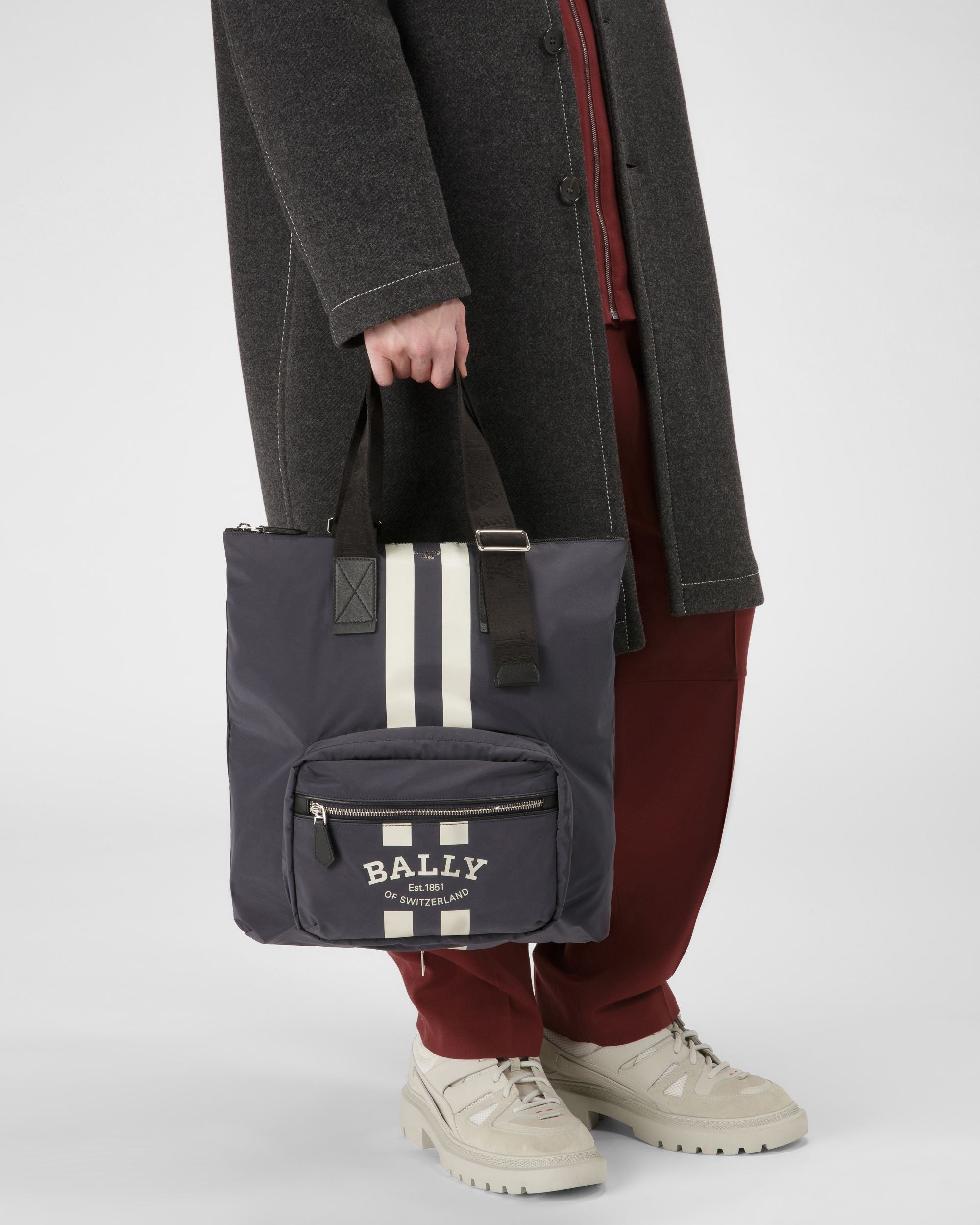 Fallie Nylon Tote Bag In Navy - Men's - Bally - 01