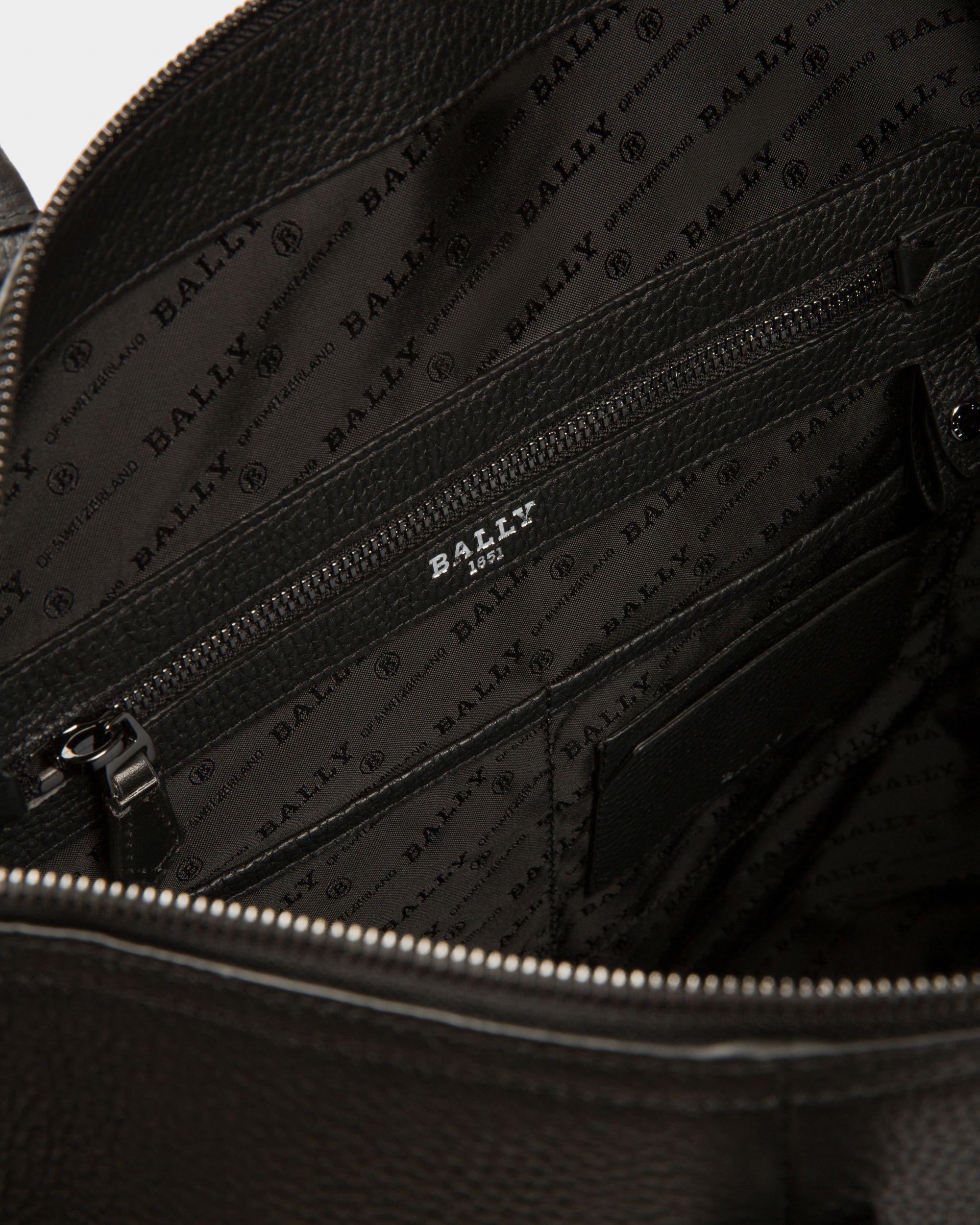 Bickie Leather Tote Bag In Black - Men's - Bally - 05