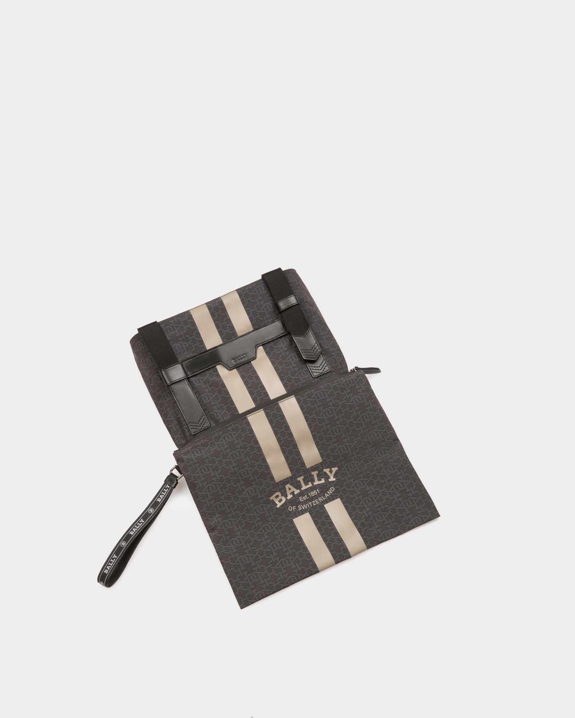 Bally Escape Tote Bag In Black Nylon And Fabric - Men's - Bally - 04