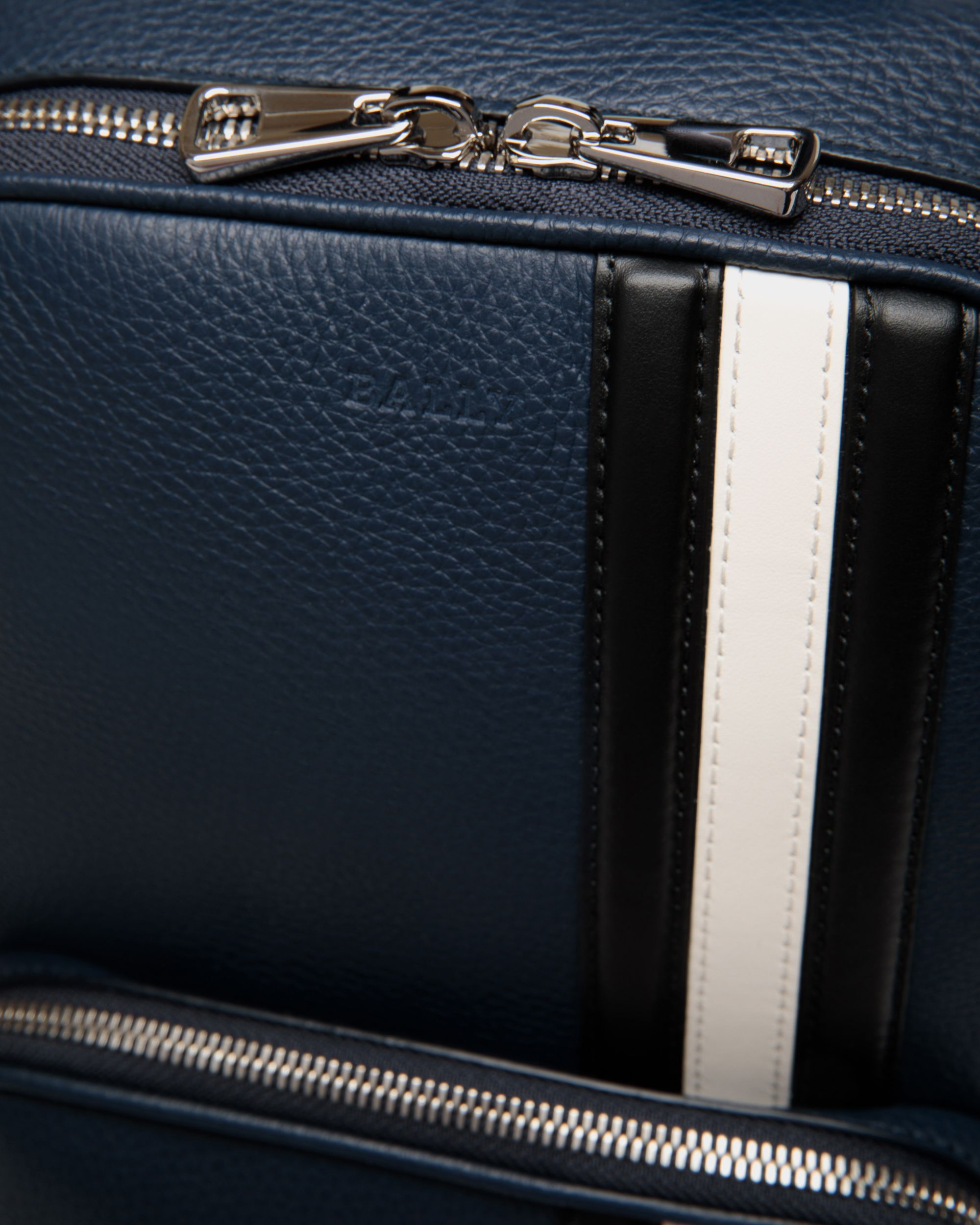 Sling Bag In Black Bovine - Men's - Bally - 05