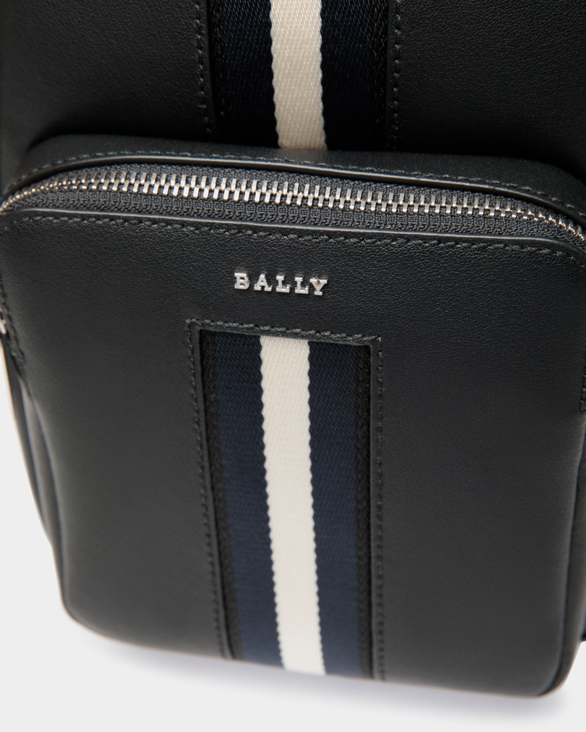 Sling Bag in Black Leather - Men's - Bally - 05