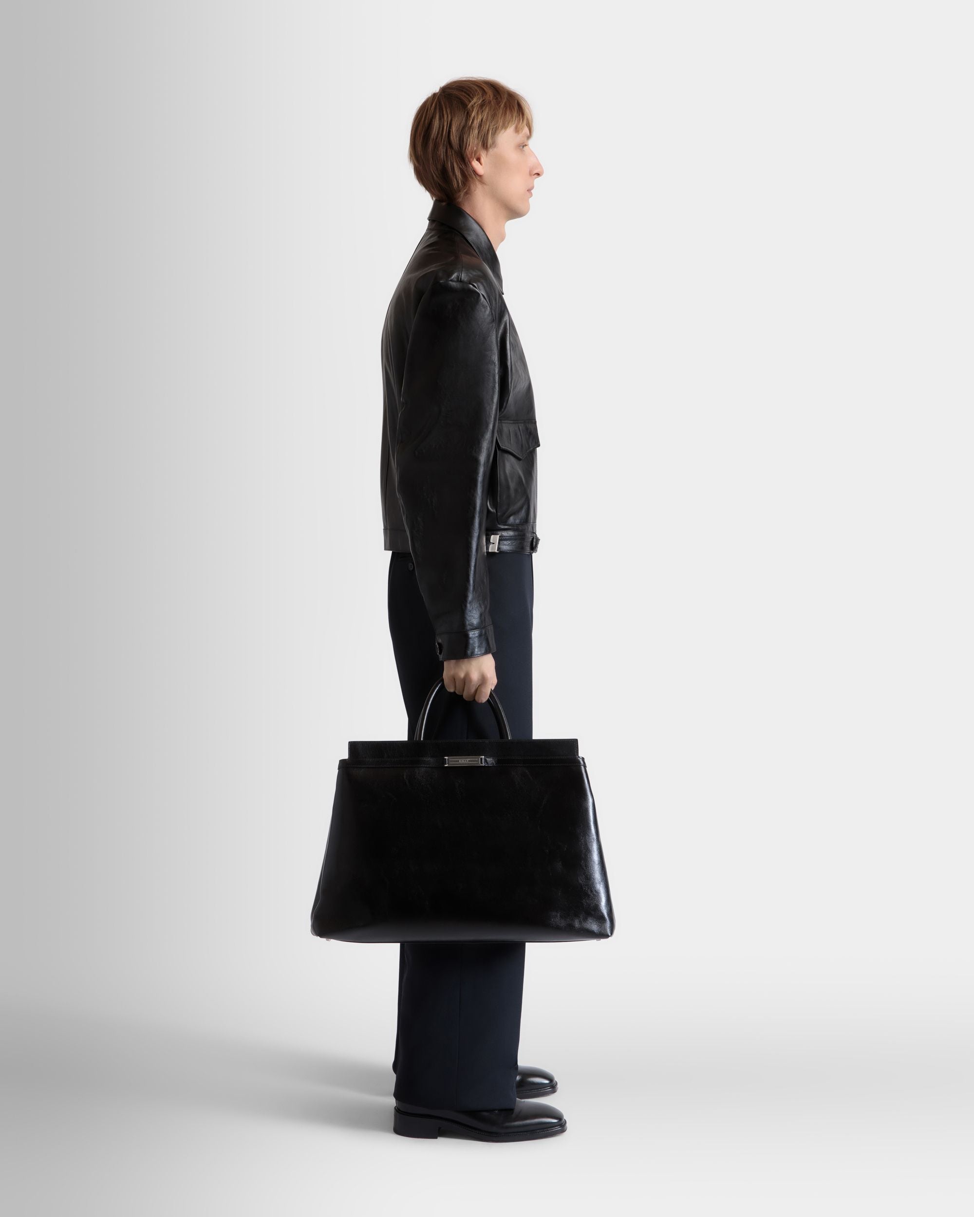 Deco Weekender In Black Leather - Men's - Bally - 02