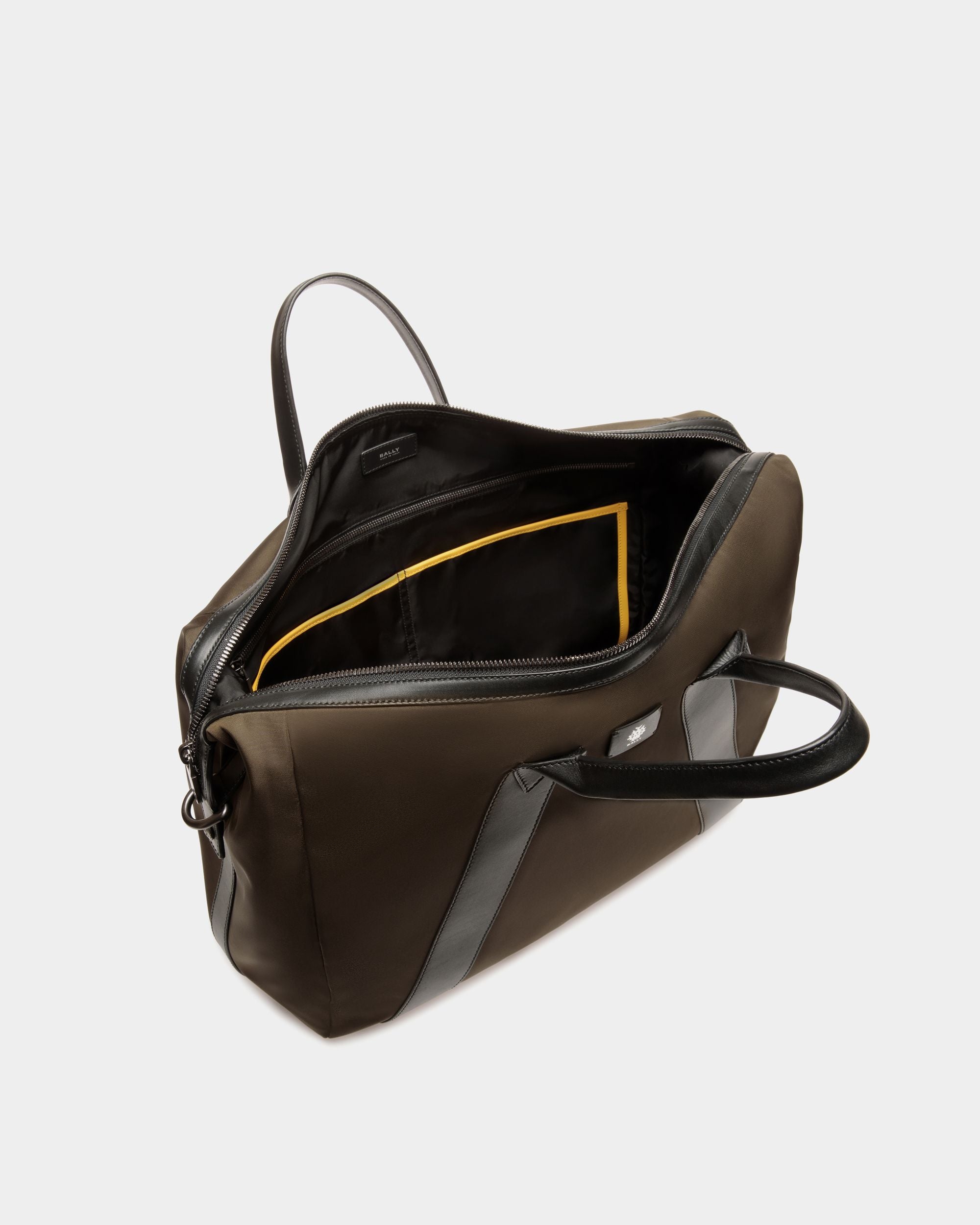 Bally overnight bag hotsell