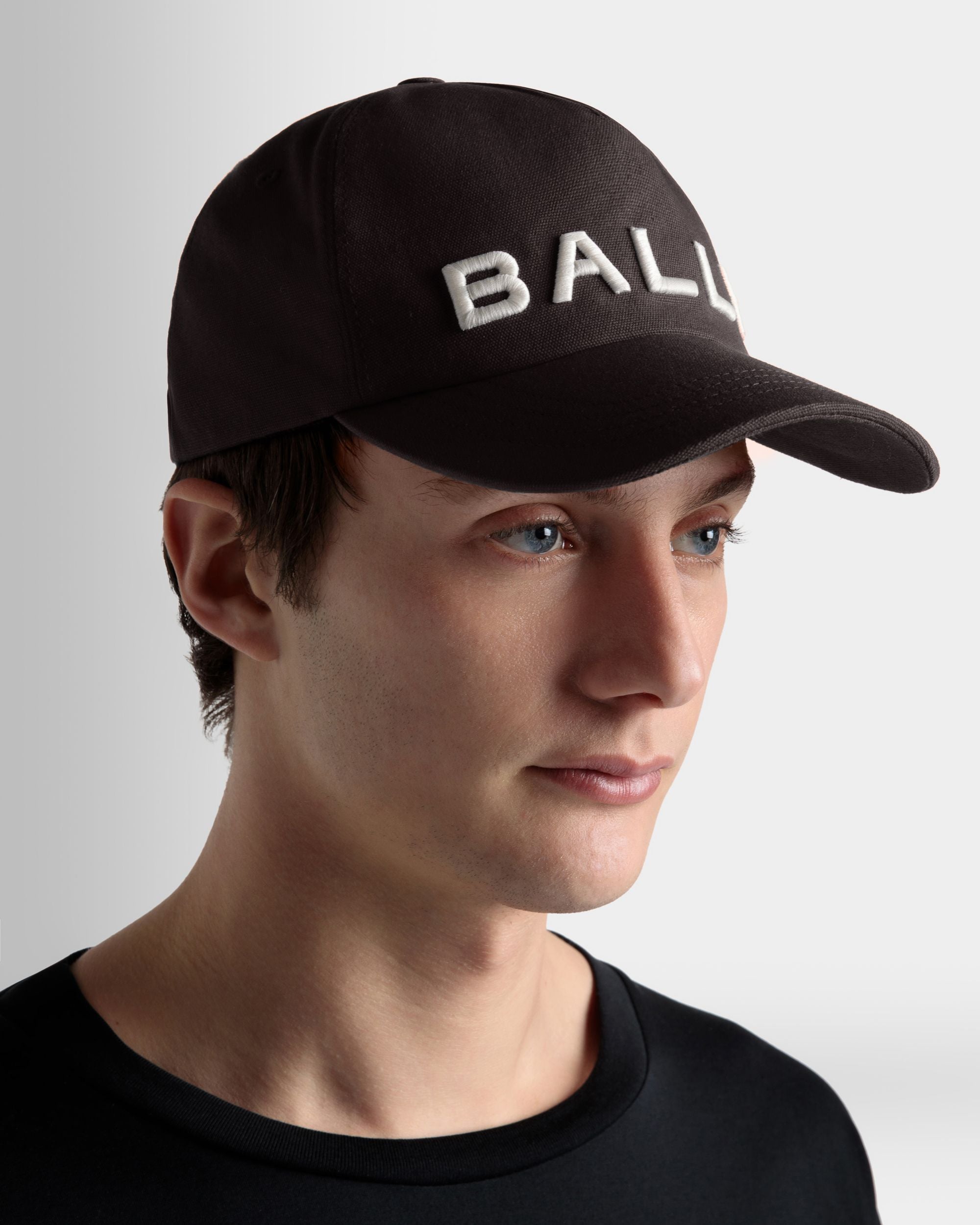 Embroidered Logo Baseball Hat In Black Cotton - Men's - Bally - 02