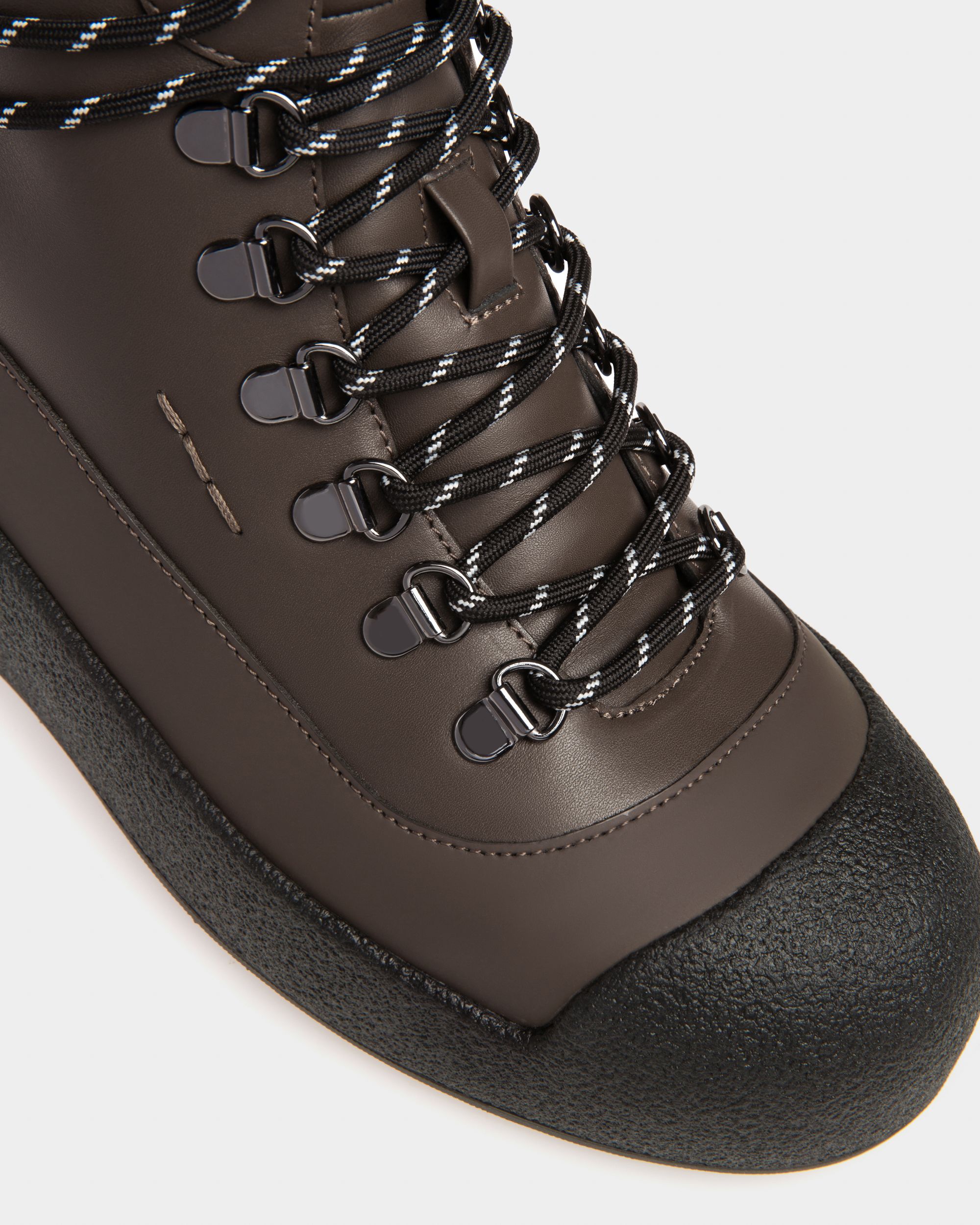 Cayden In Brown And Black Leather - Men's - Bally - 05