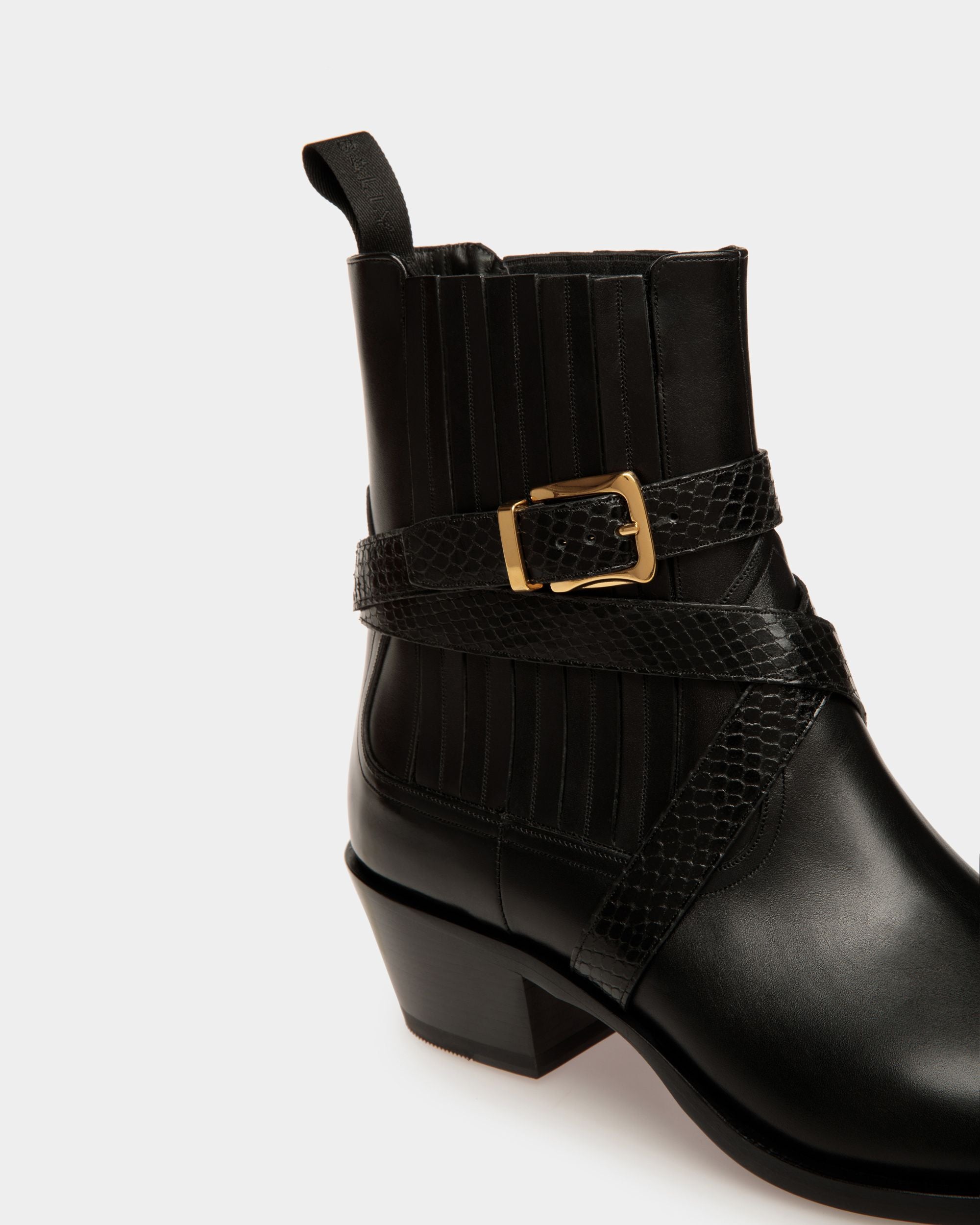 Vegas Booties In Black Leather - Men's - Bally - 04