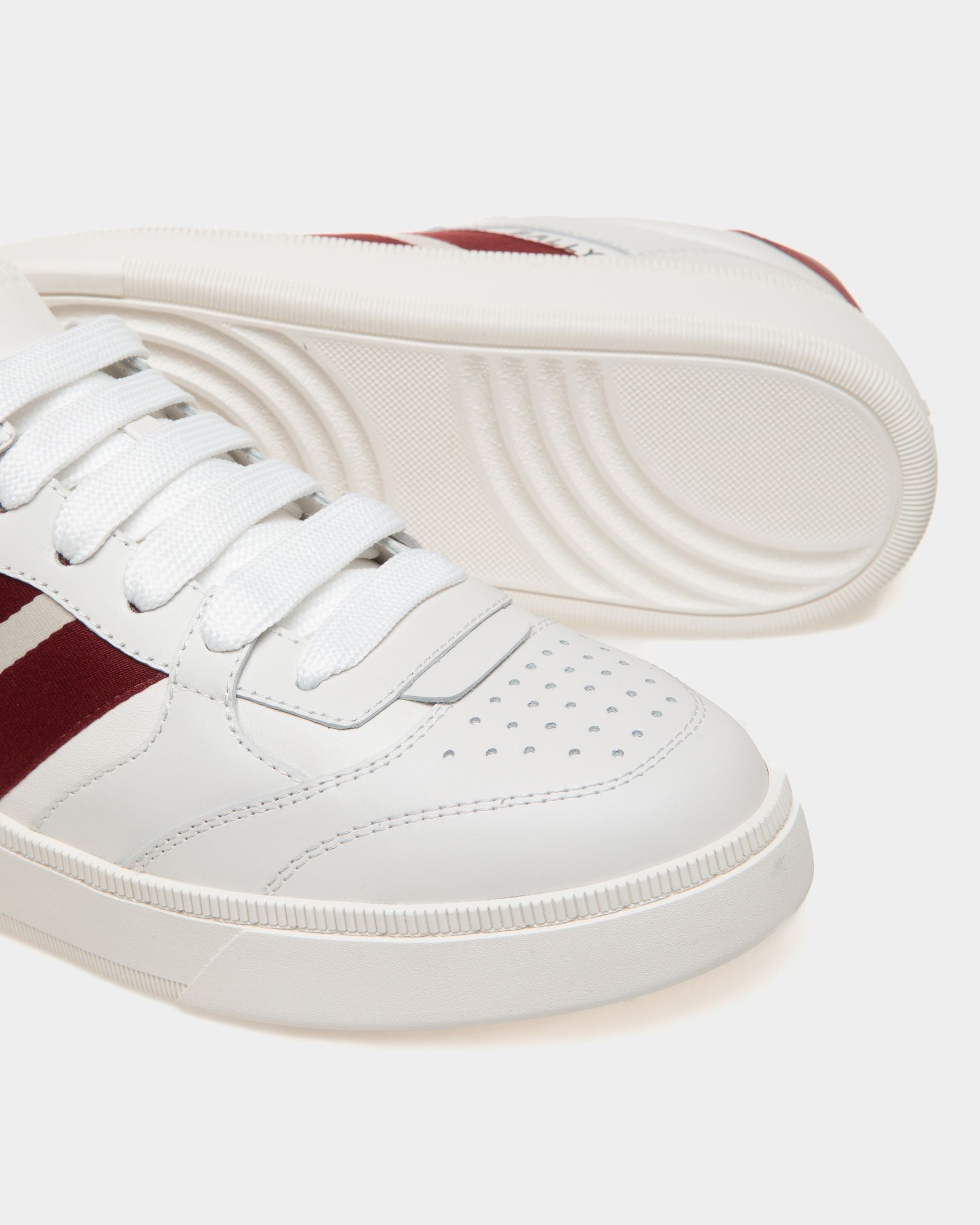 Men s Raise Sneaker In White Leather Bally