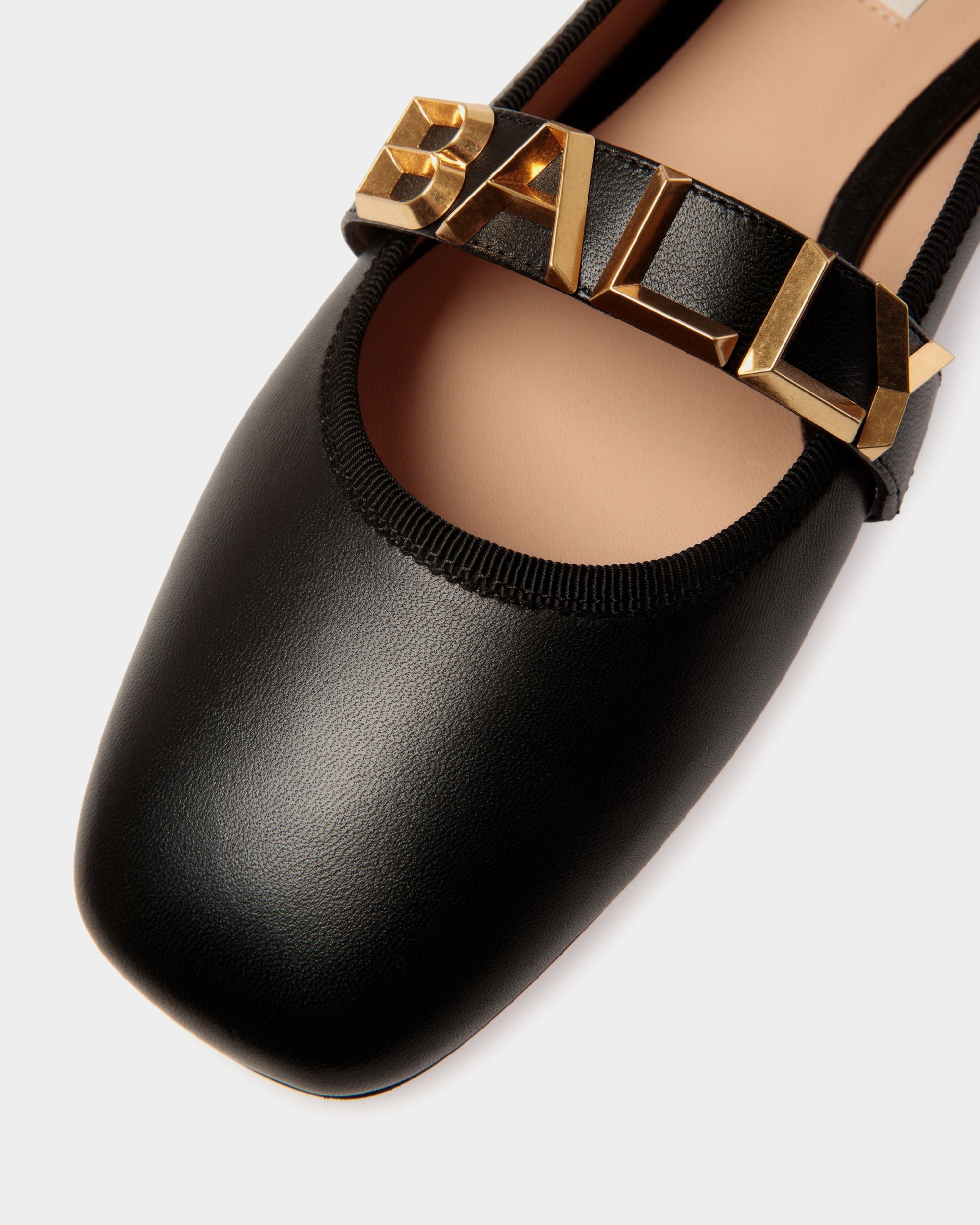 Ballyrina Flat in Black Leather