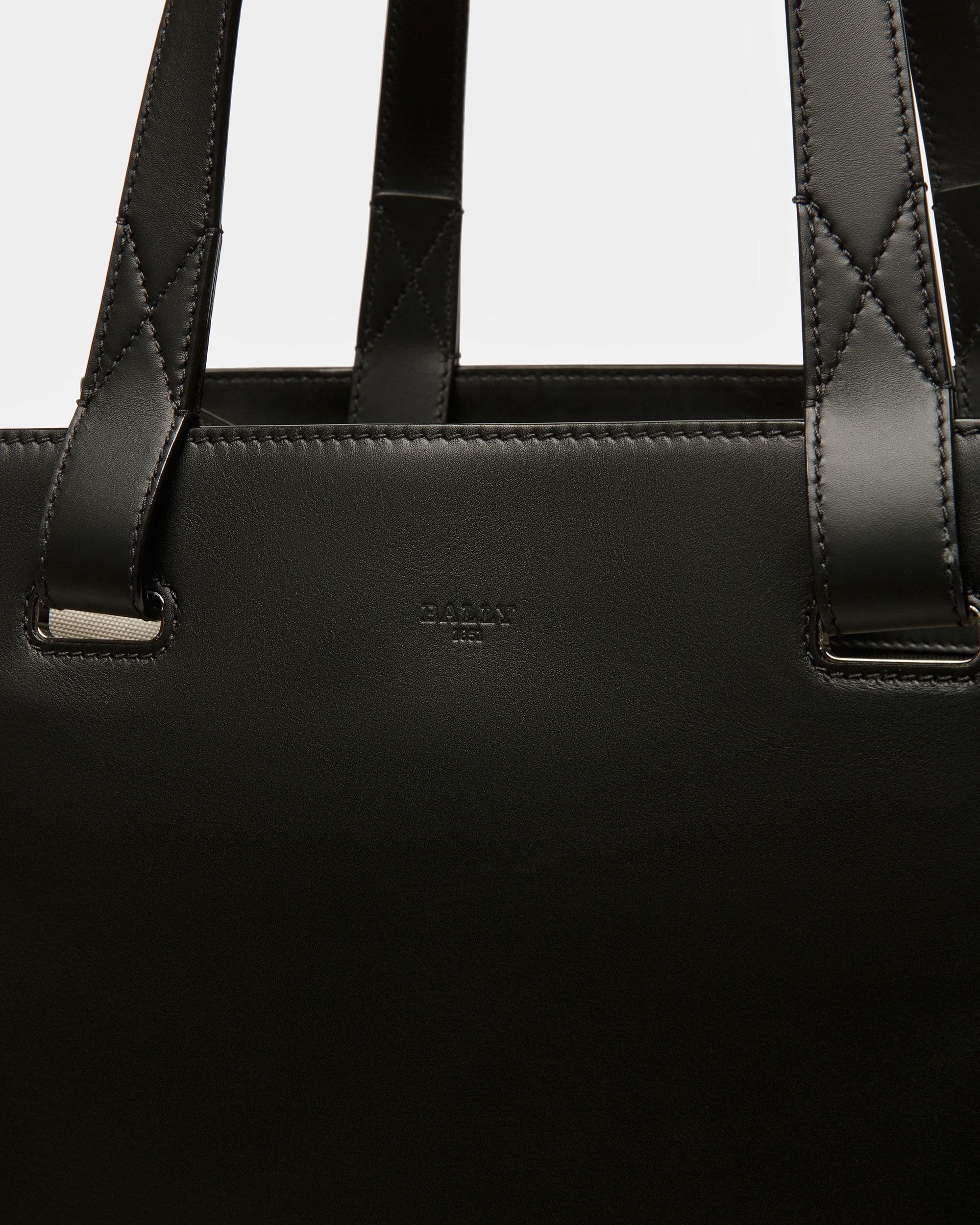 Arystea Leather Tote In Black - Women's - Bally - 05
