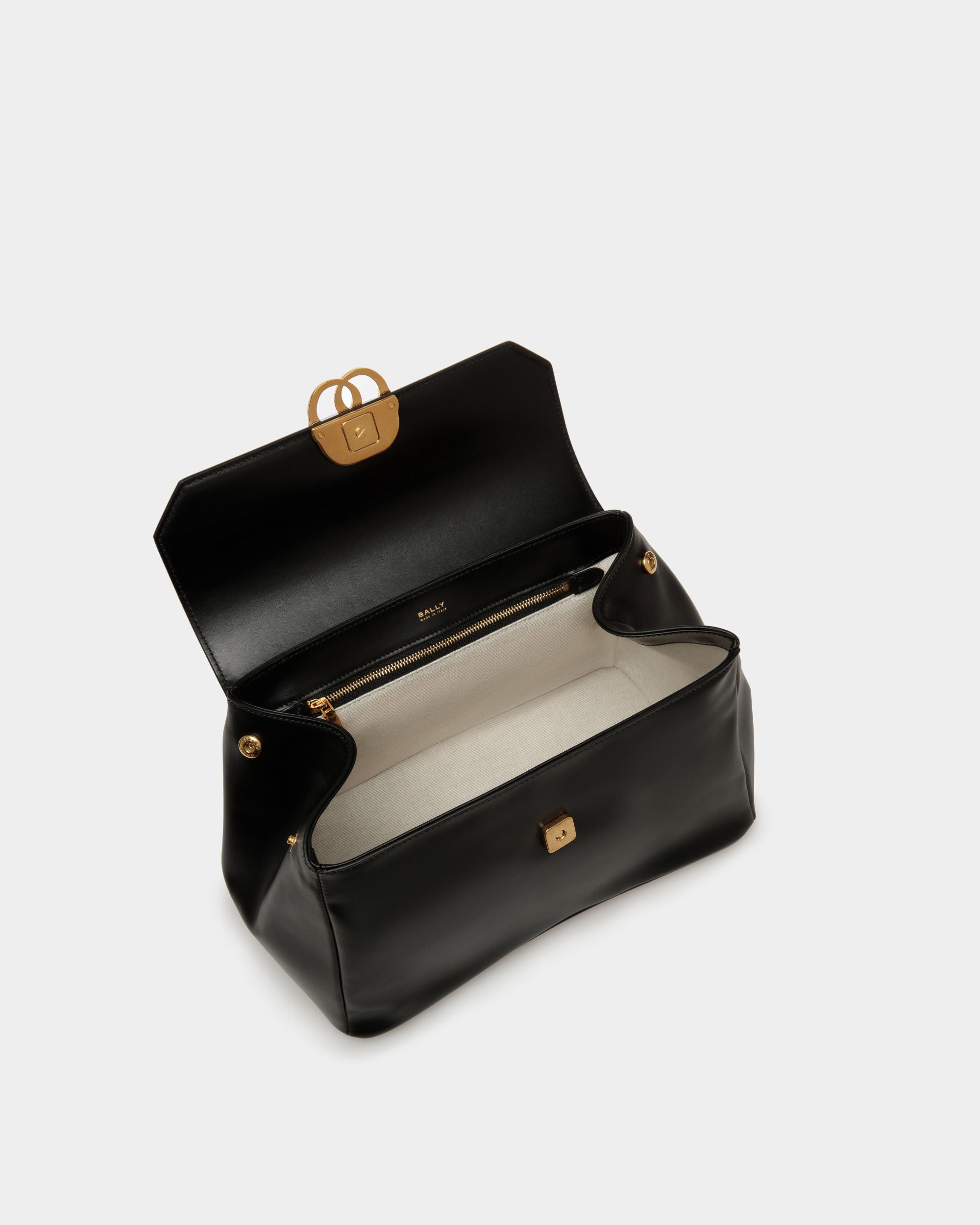 Emblem Shoulder Bag In Plain Leather - Women's - Bally - 04