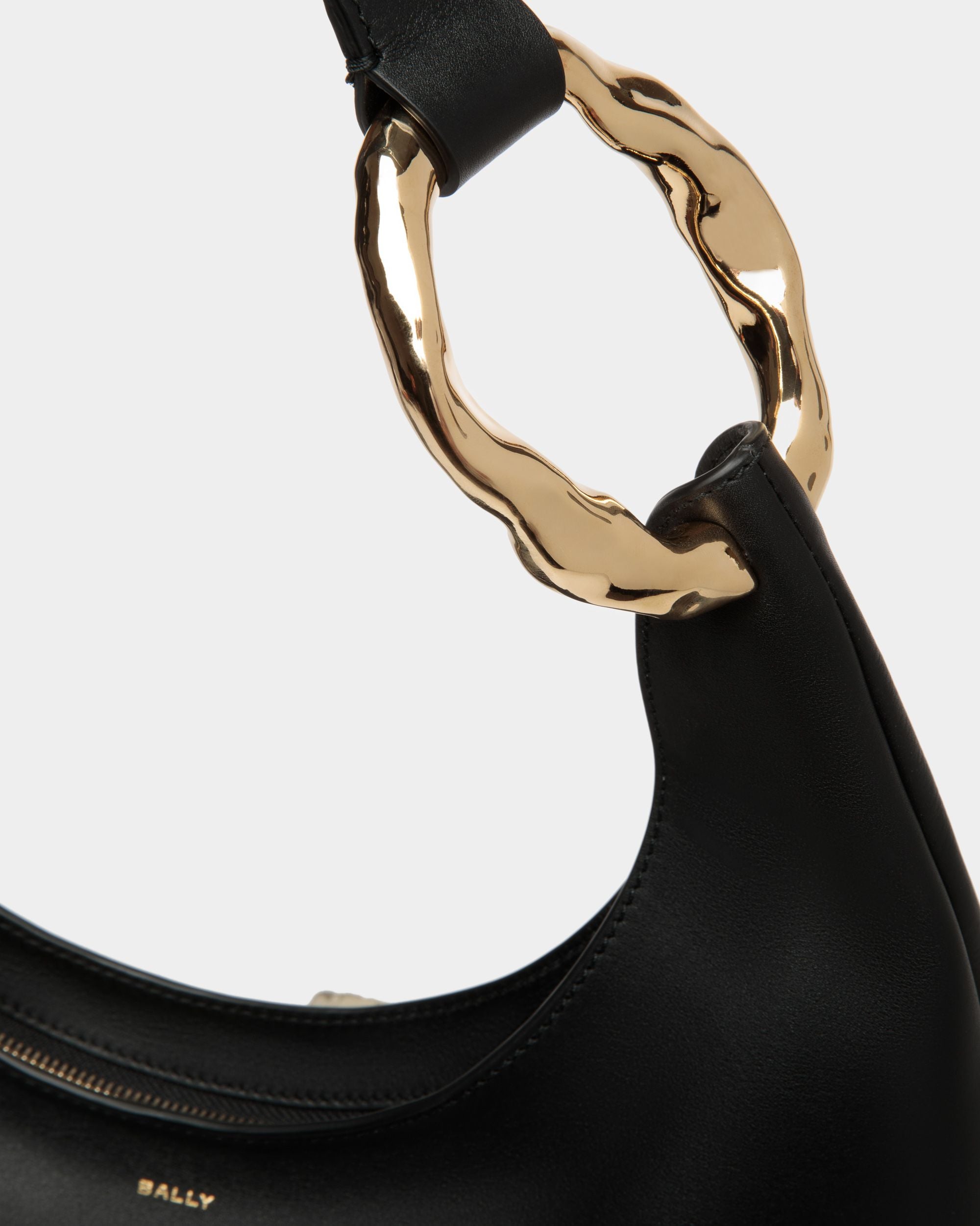 Baroque Hobo Bag In Black Leather - Women's - Bally - 05