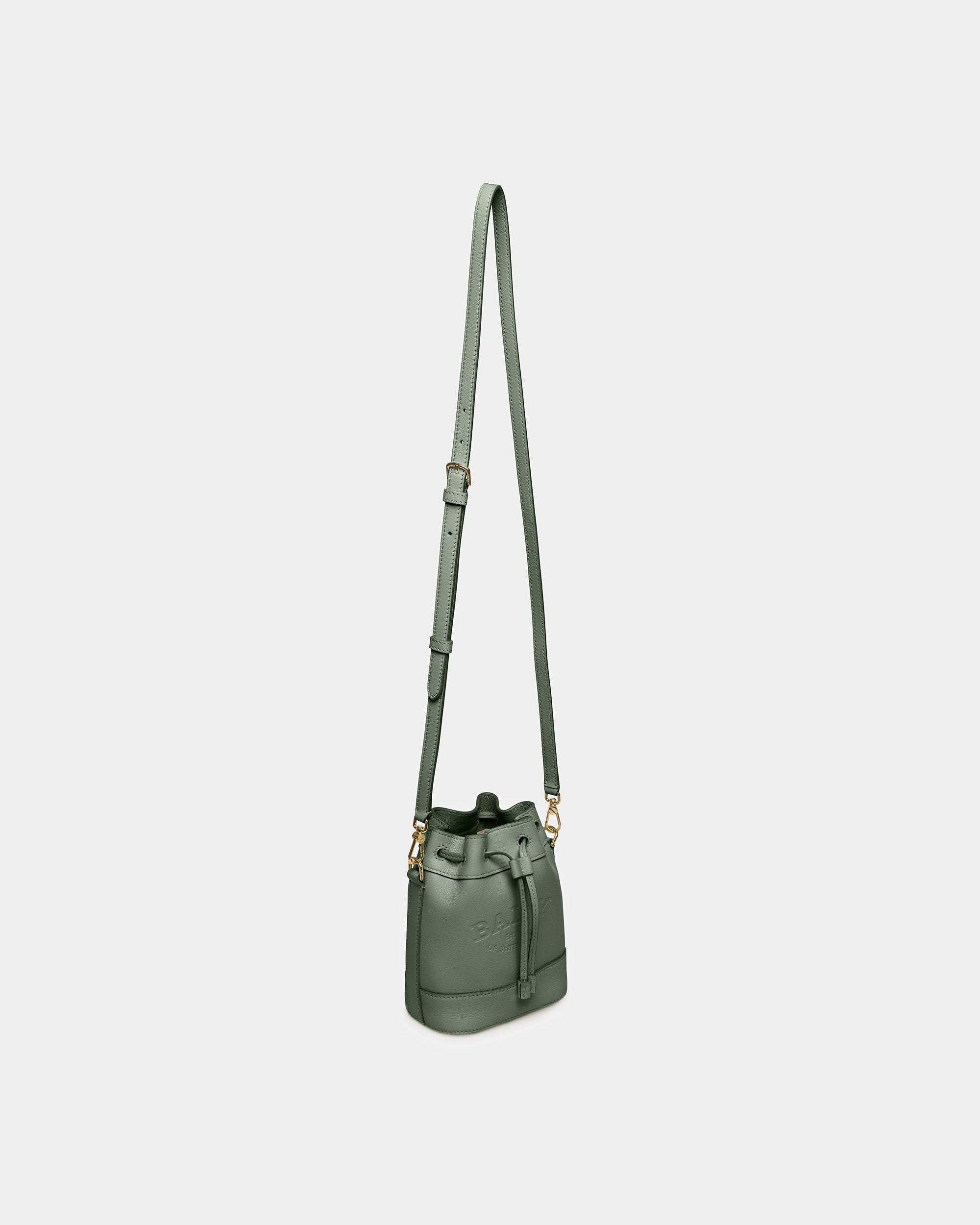 Cleoh Leather Bucket Bag In Sage - Women's - Bally - 05
