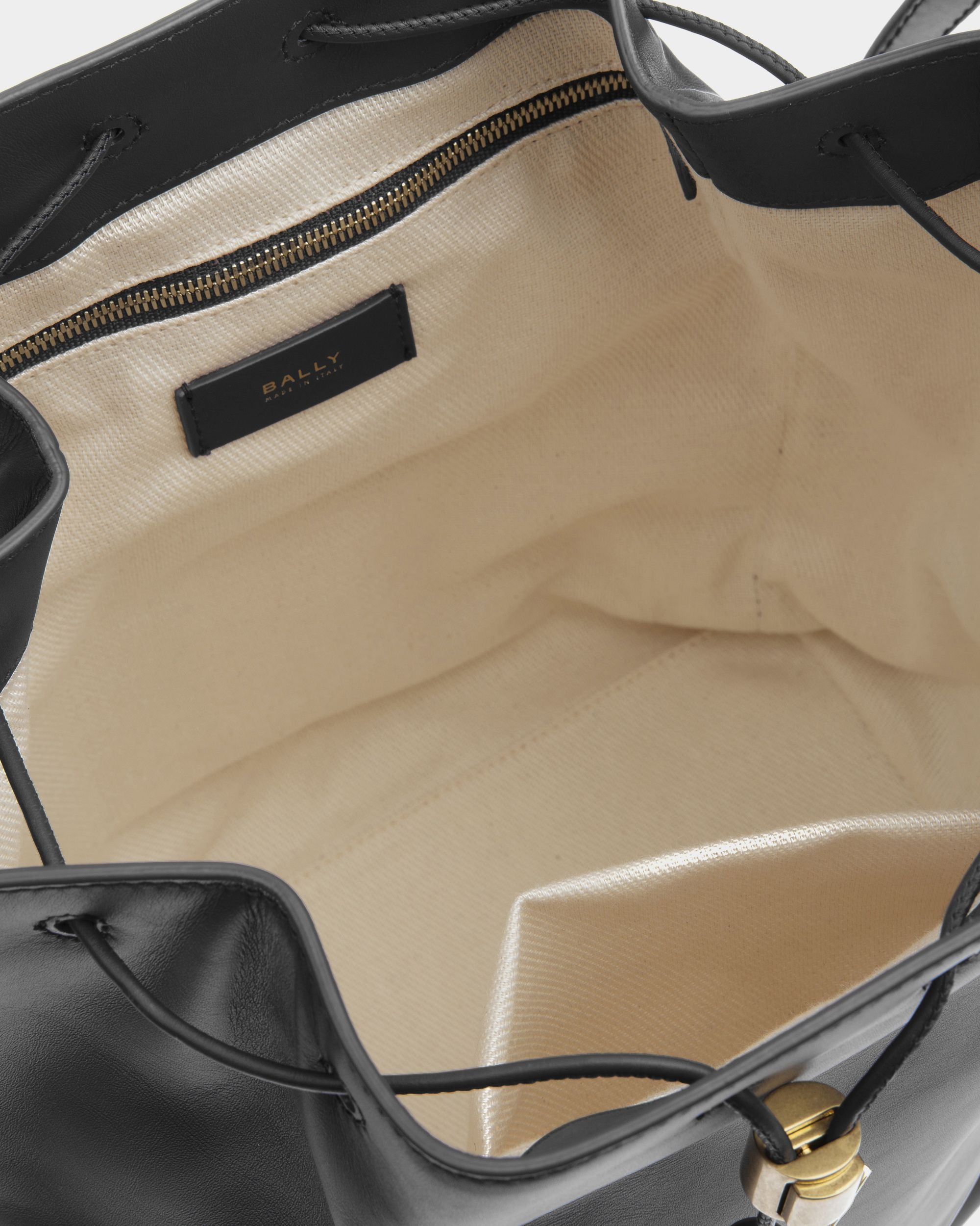 Block Bucket Bag In Black Leather - Women's - Bally - 03