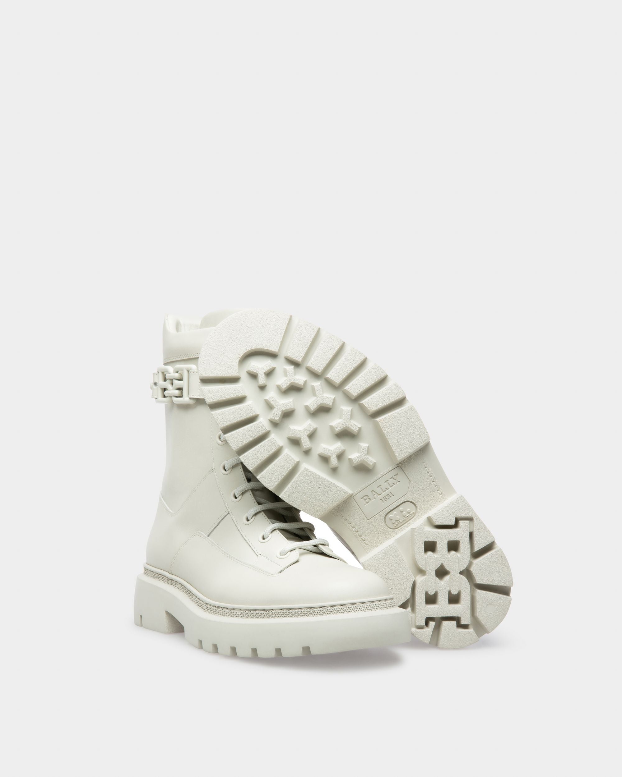 Gioele Leather Booties In Denty White - Women's - Bally - 05