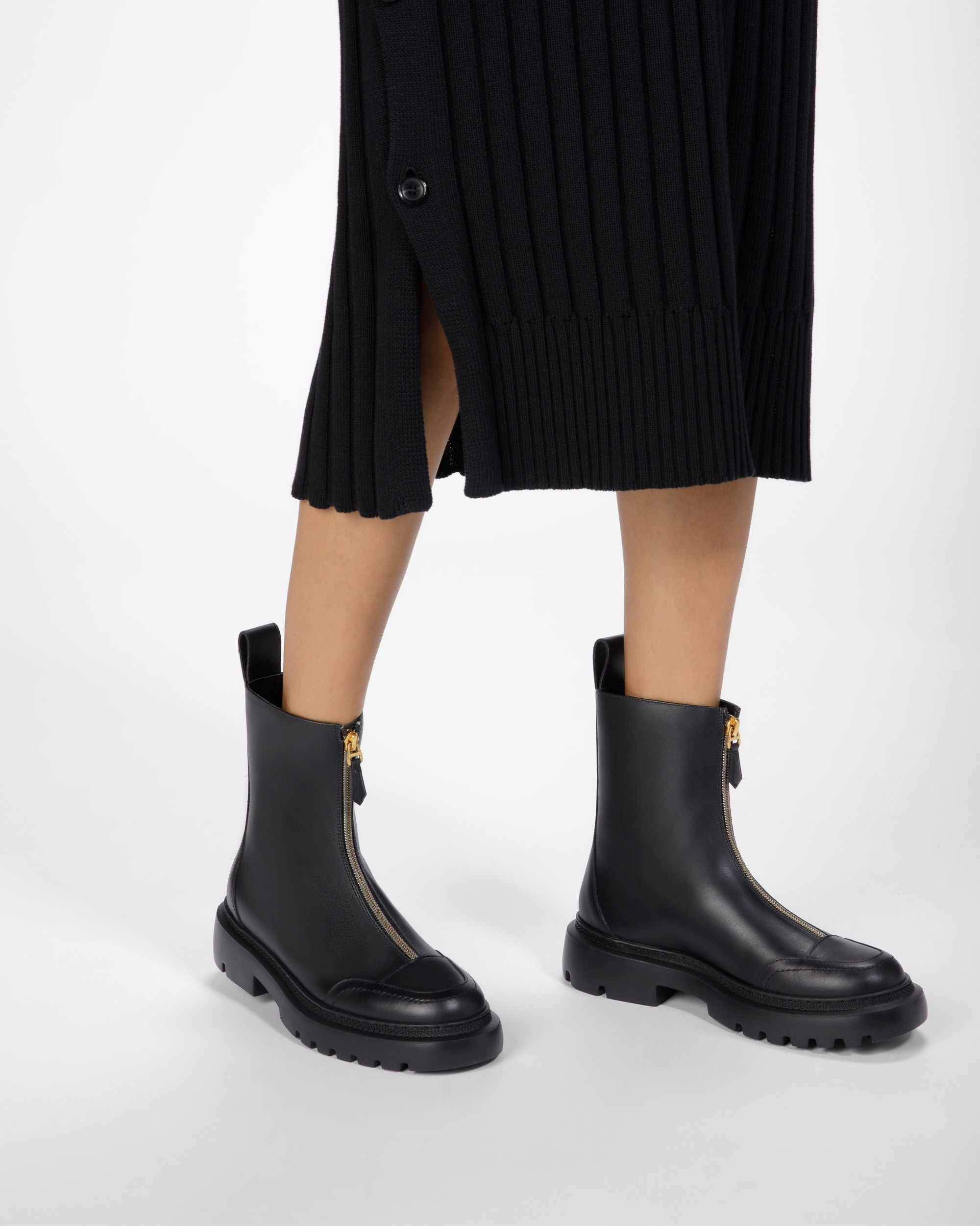 Giuli Leather Booties In Black - Women's - Bally - 03
