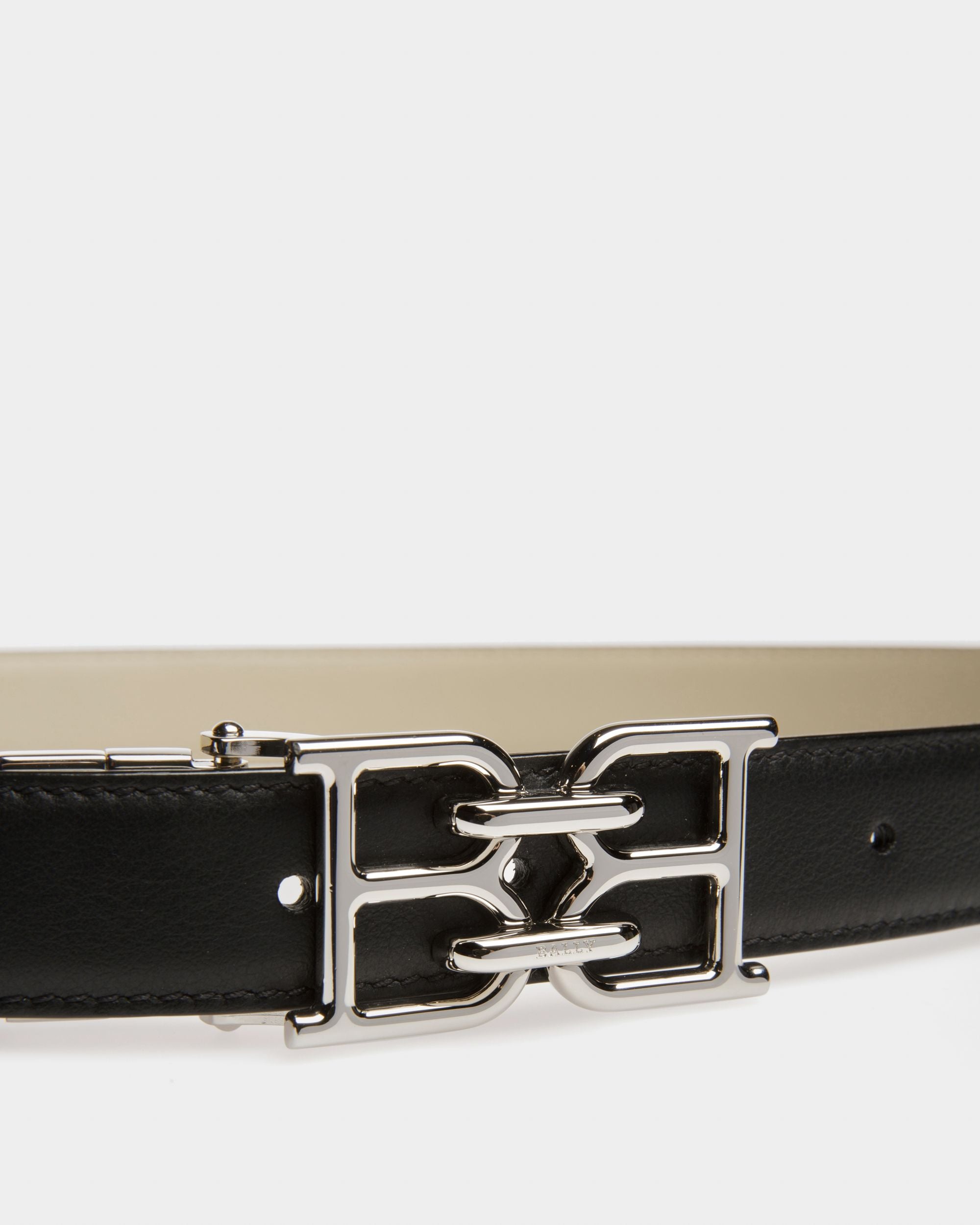 B-Chain Leather 25mm Belt In Black And Light Beige - Women's - Bally - 03