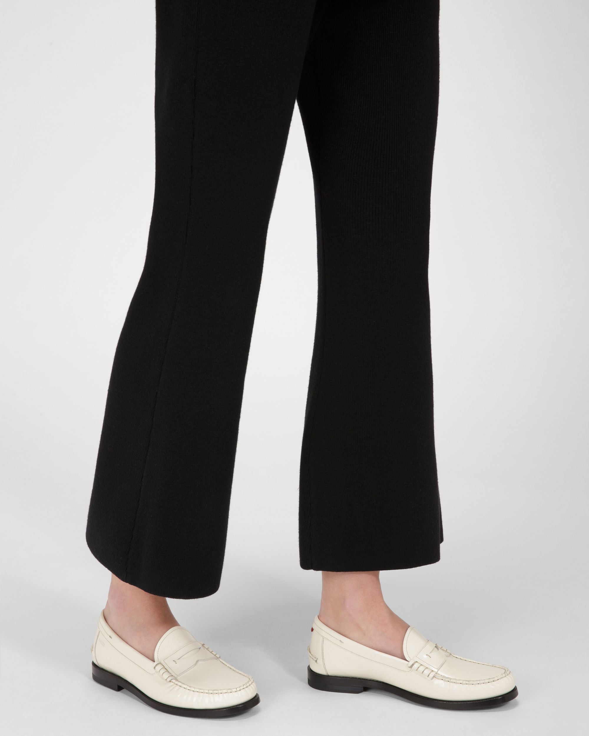 Coelo Leather Moccasins In Bone - Women's - Bally - 07