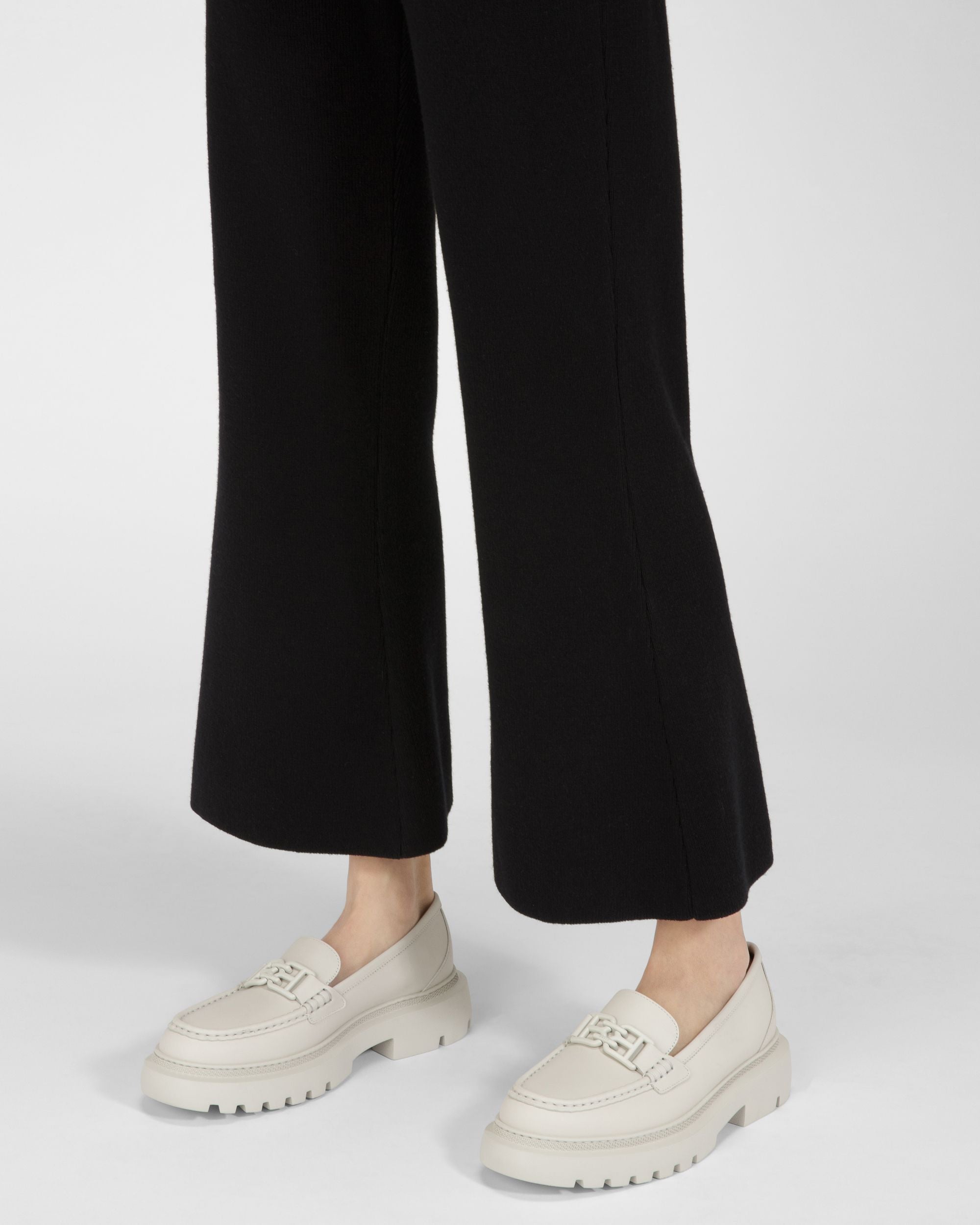 Gioia Flat Leather Moccasins In Denty White - Women's - Bally - 07
