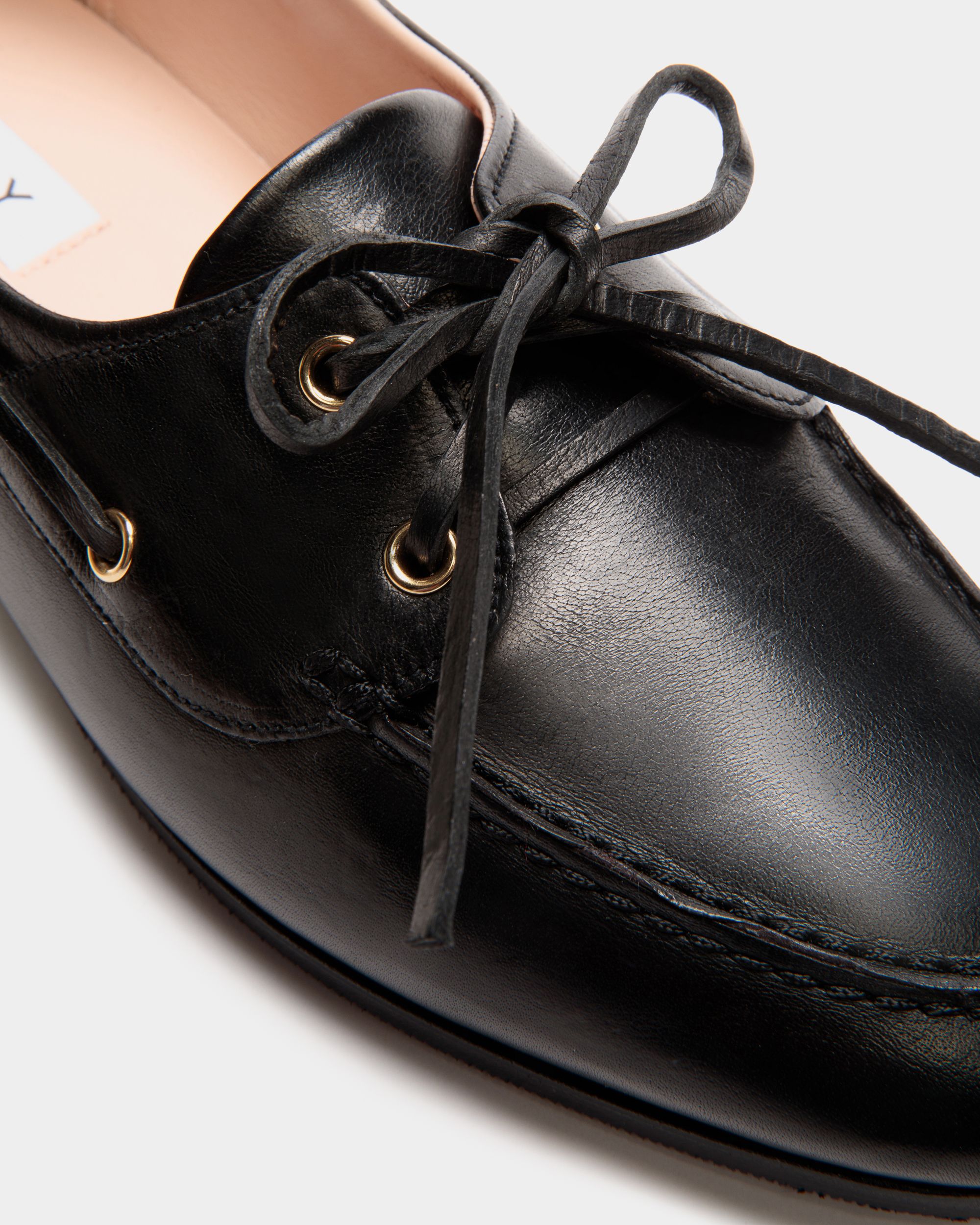 Plume Moccasin In Black Leather - Women's - Bally - 05