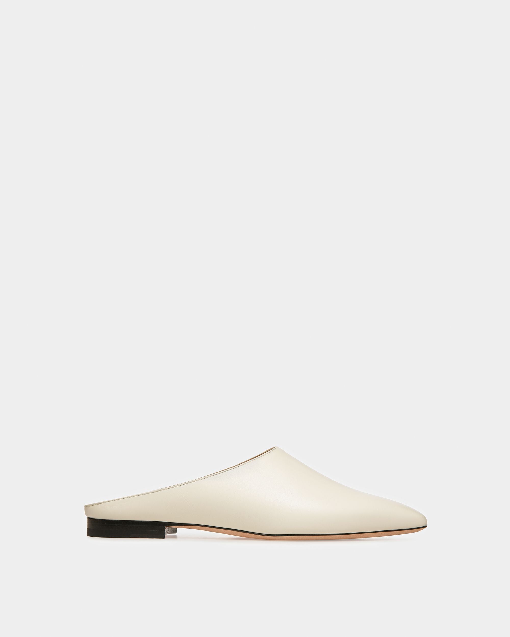 Nara Leather Flat Pumps In Bone - Women's - Bally - 01