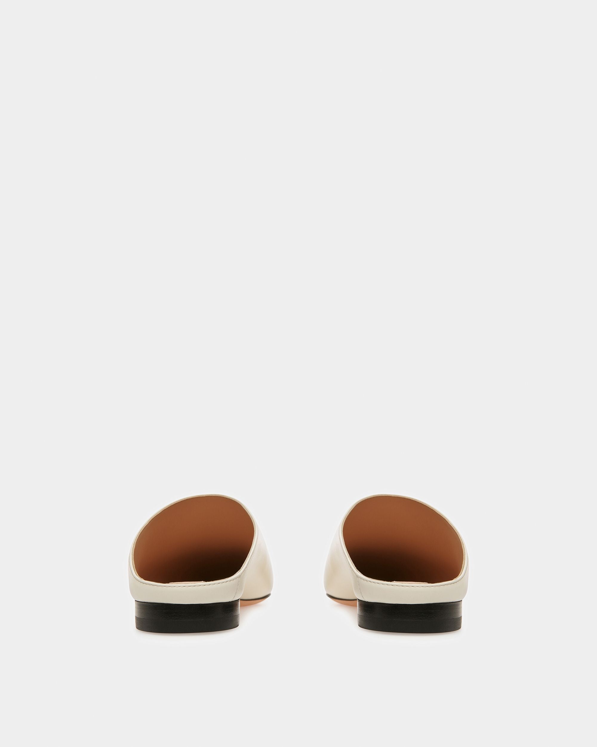 Nara Leather Flat Pumps In Bone - Women's - Bally - 04
