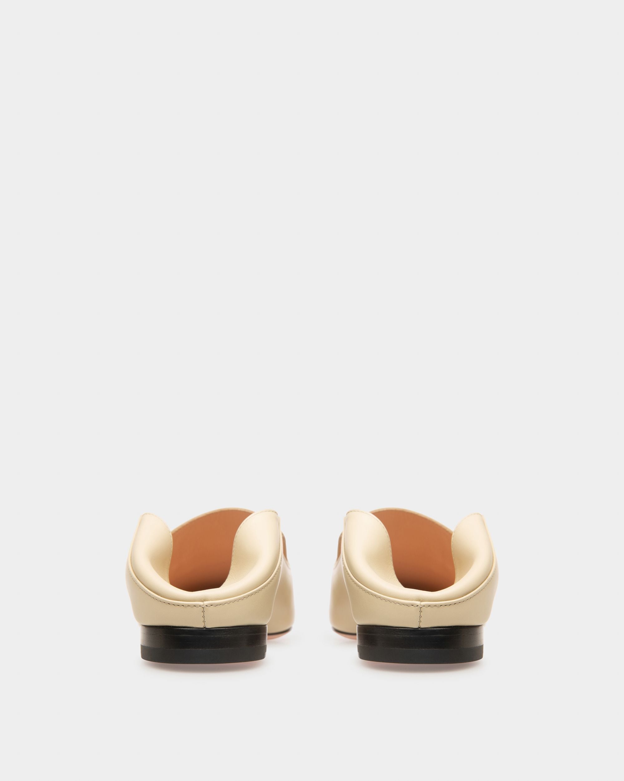 Ellah Flat Leather Loafers In Beige - Women's - Bally - 05