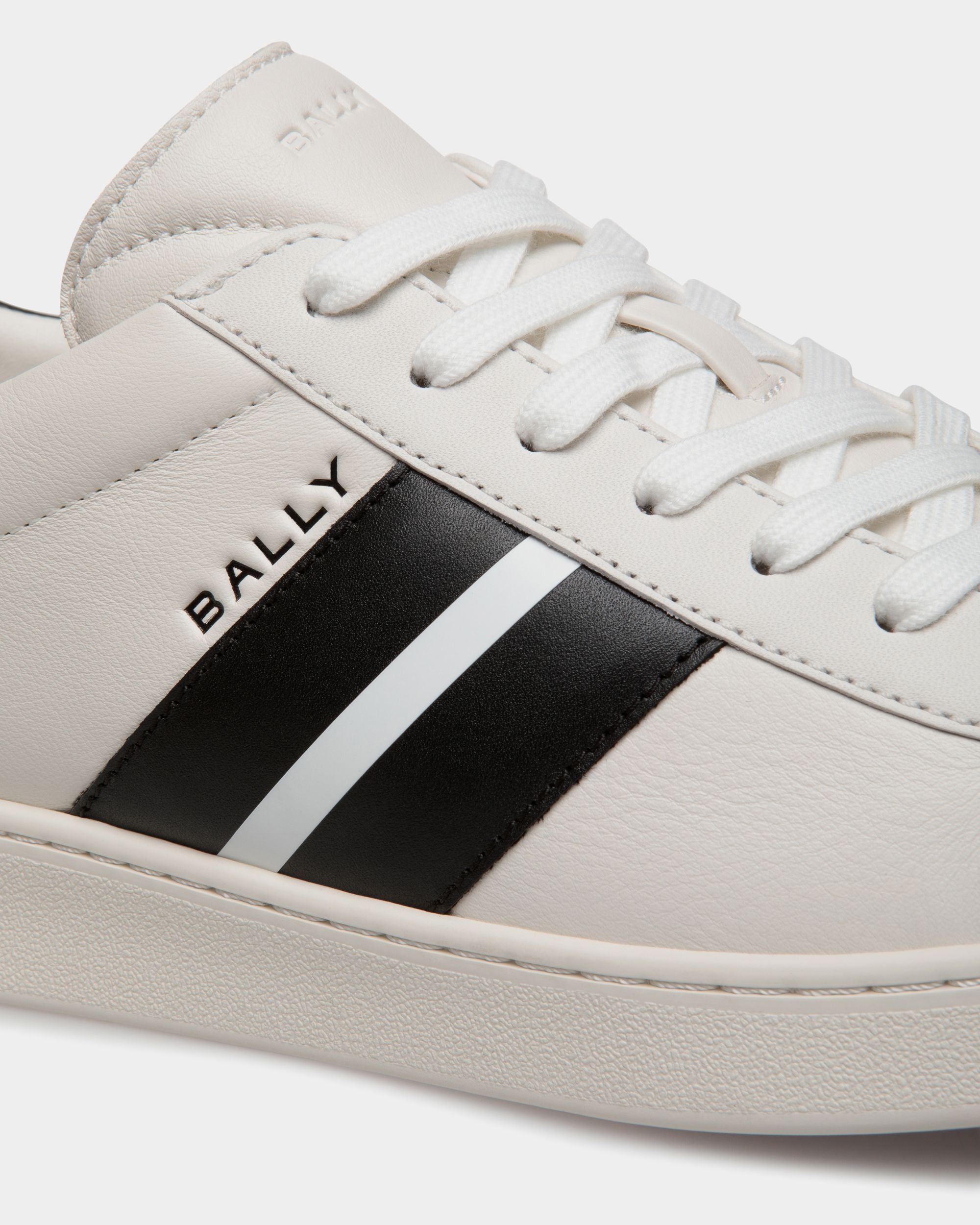 Tennis Sneaker In White And Black Leather - Women's - Bally - 06