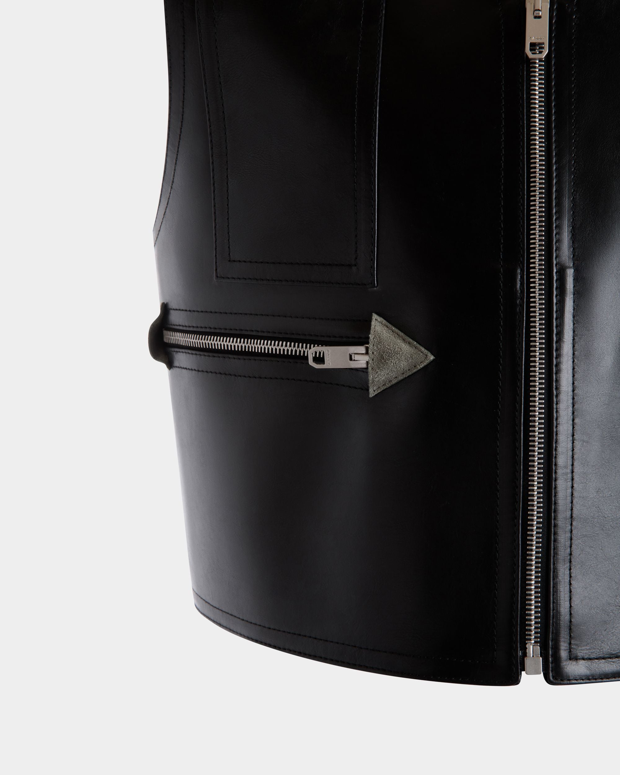 Vest in Black Leather - Women's - Bally - 04