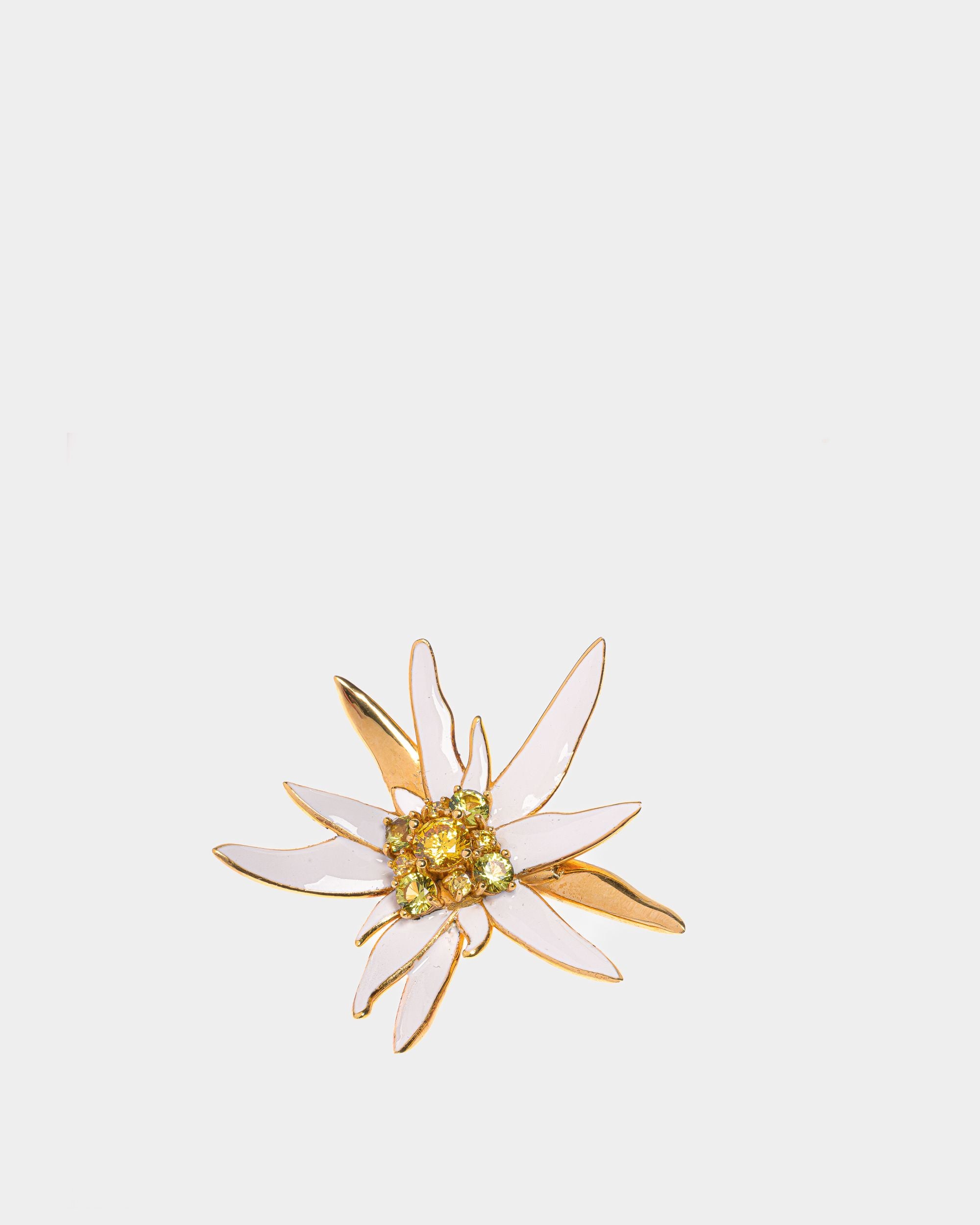 Edelweiss Brooch In Hammered Gold - Women's - Bally - 01