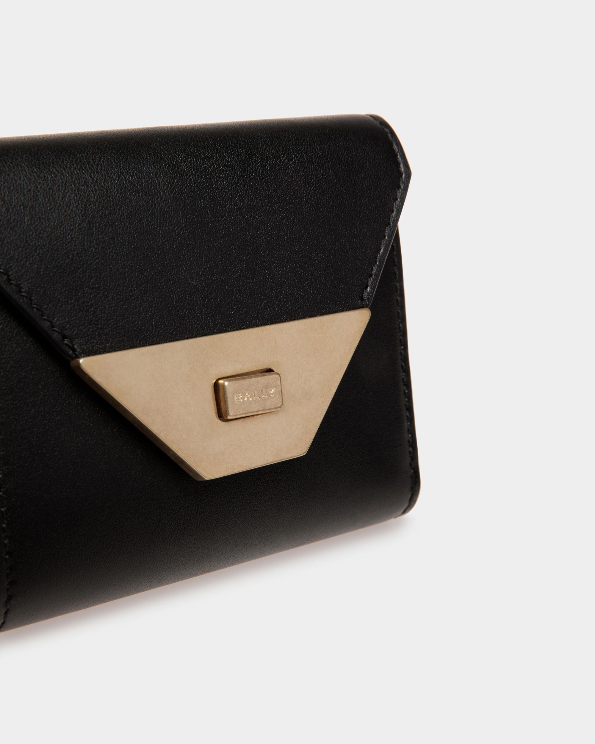 Tilt Wallet In Black Leather - Women's - Bally - 04