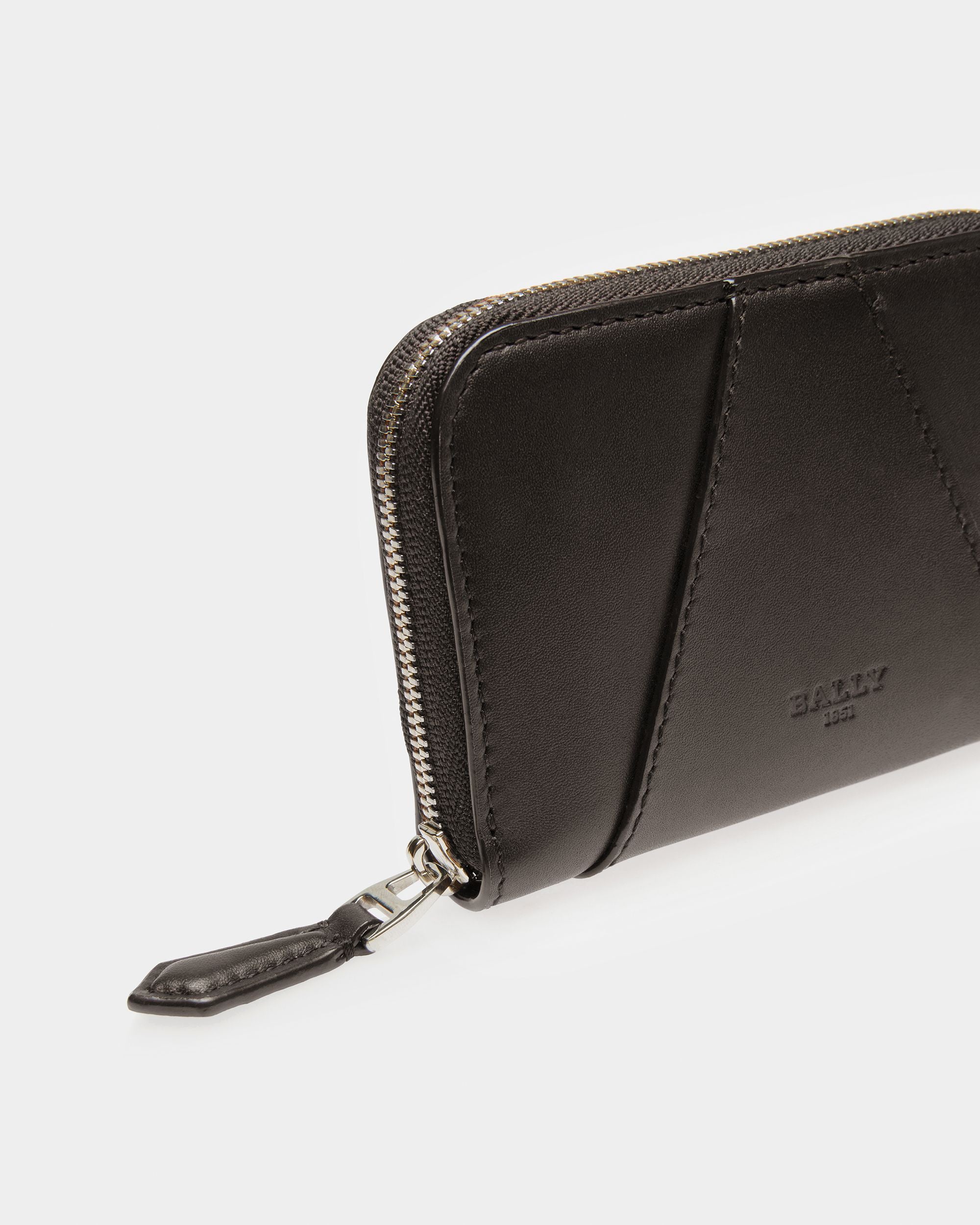 Angye Leather Wallet In Black - Women's - Bally - 04