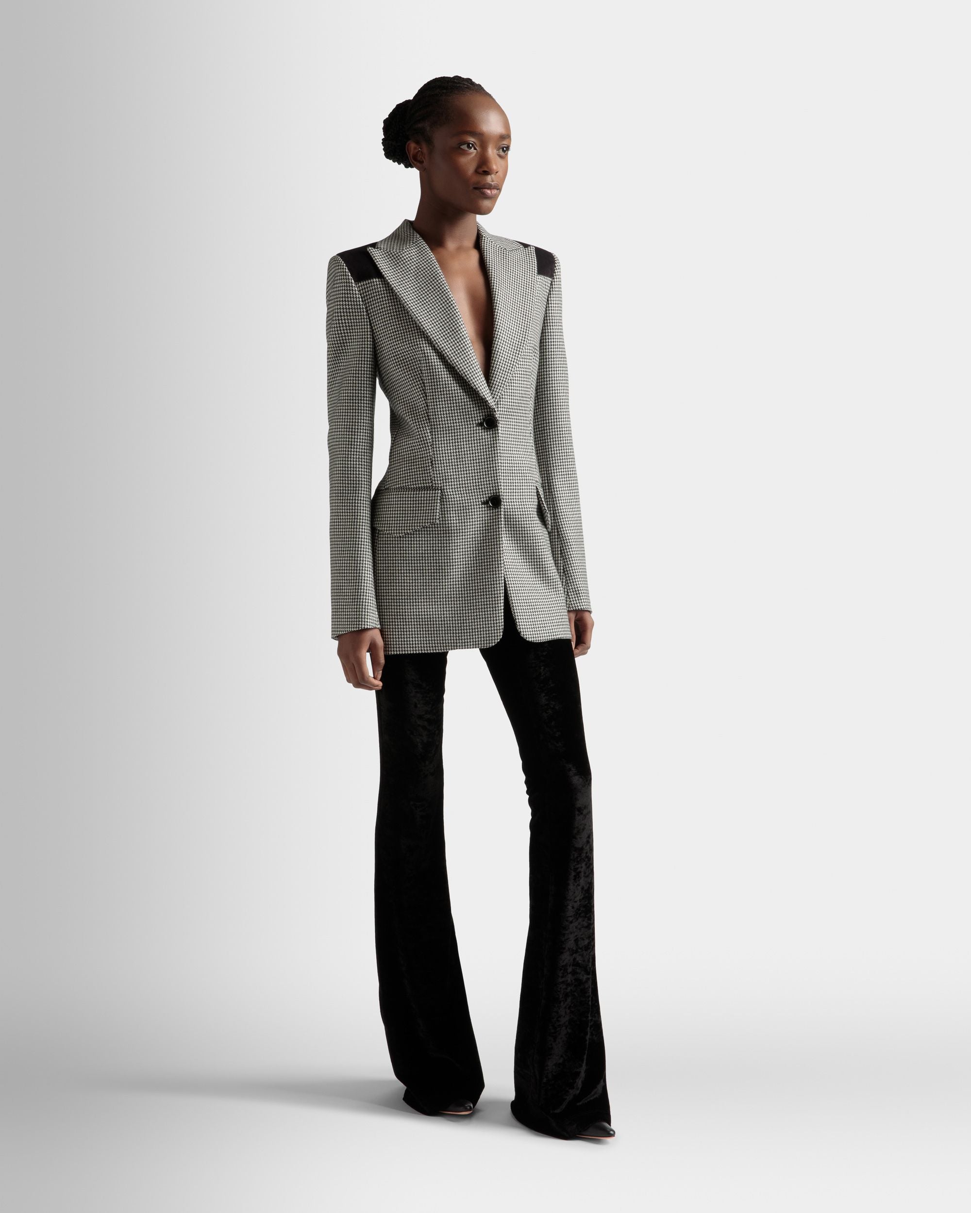 Dogtooth Jacket In Black And White Wool - Women's - Bally - 02
