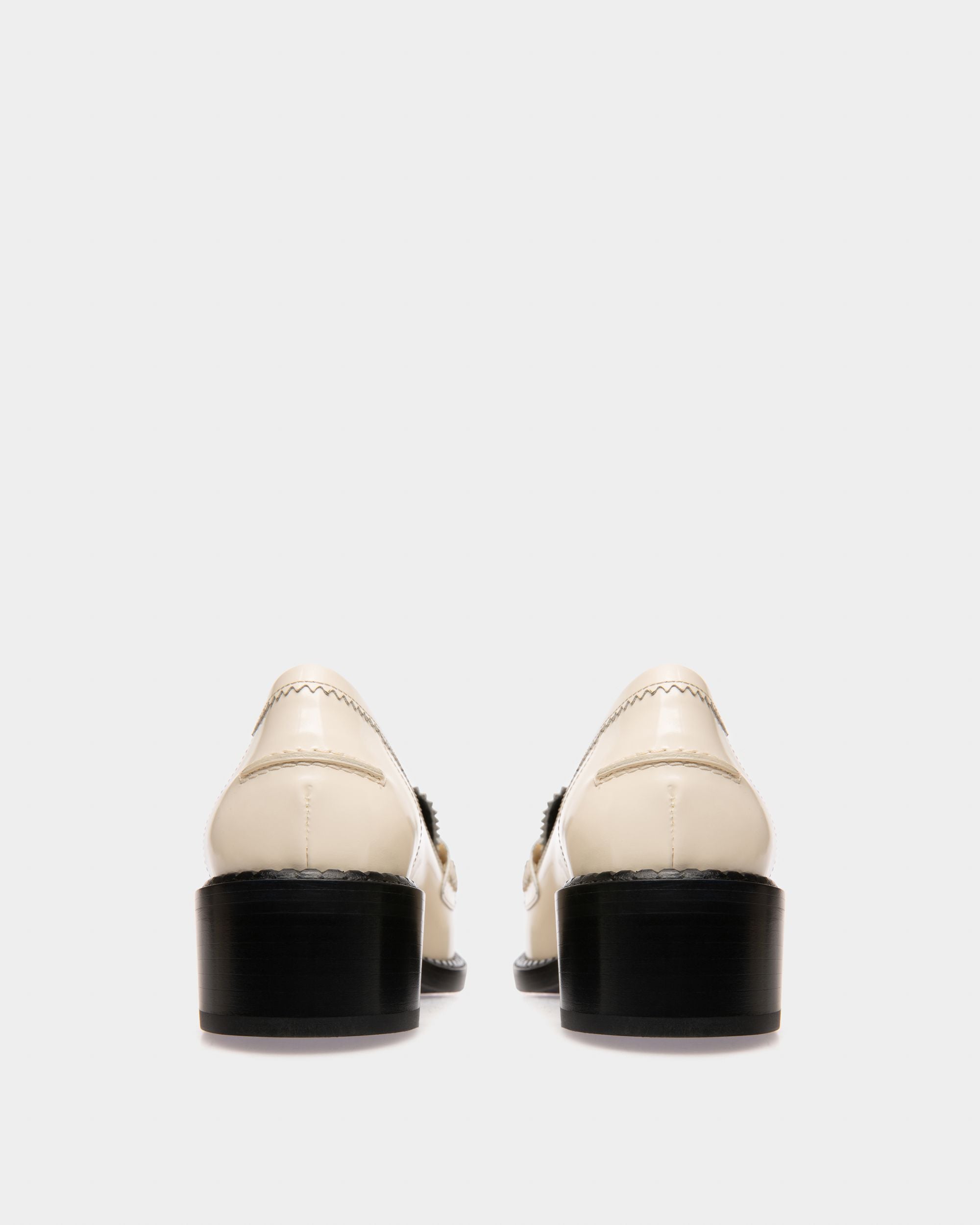 Ellyane Leather Mocassins In Bone - Women's - Bally - 04