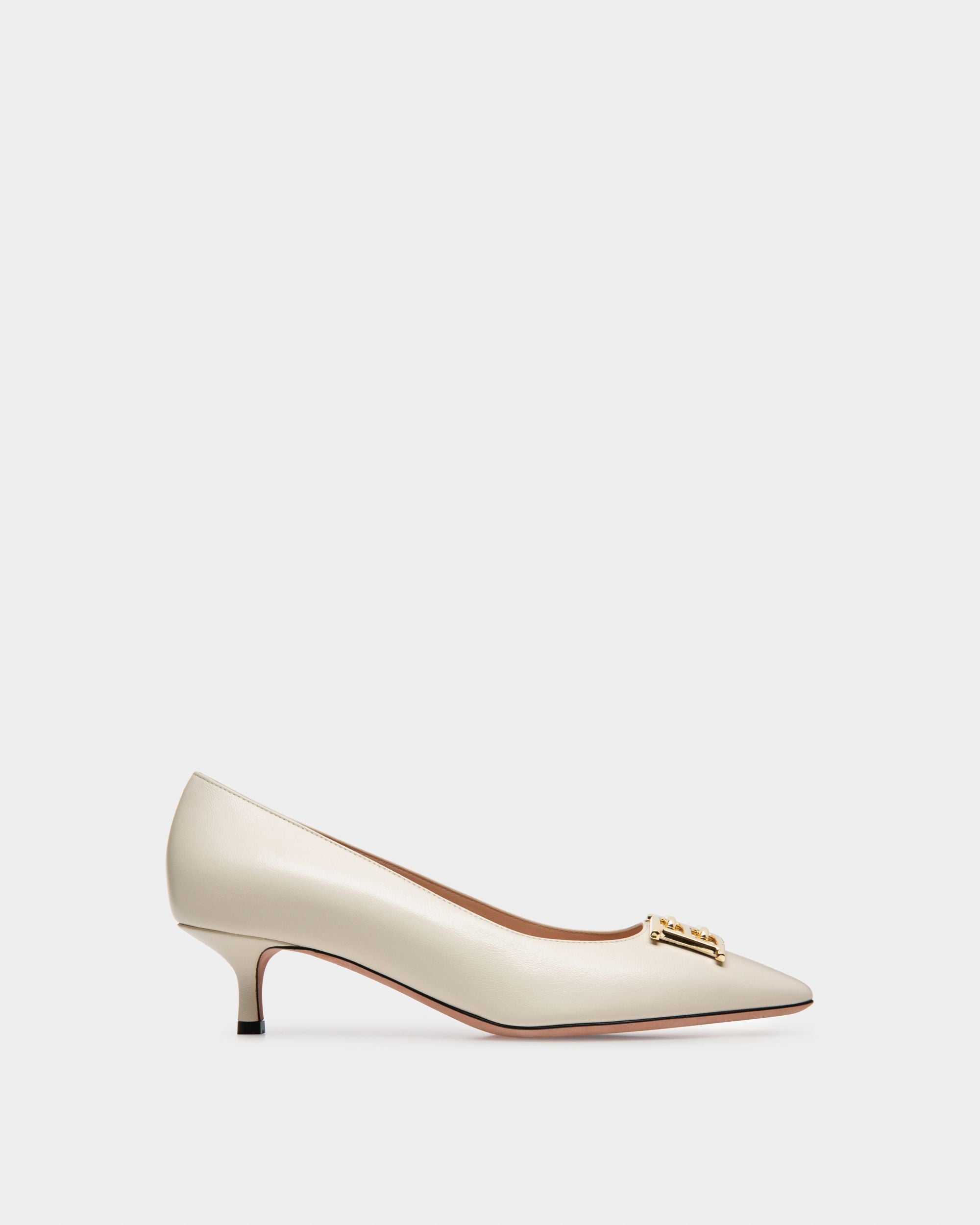 Evanca Leather Pumps In Bone - Women's - Bally - 01