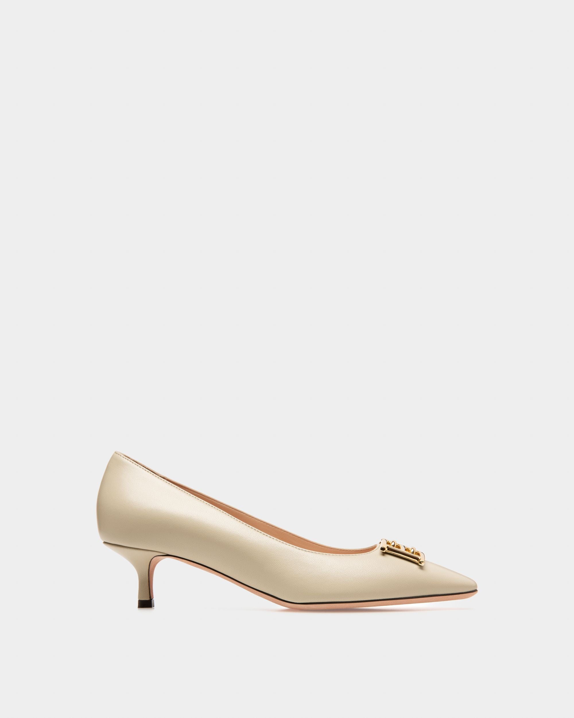 Evanca Leather Pumps In Beige - Women's - Bally - 01